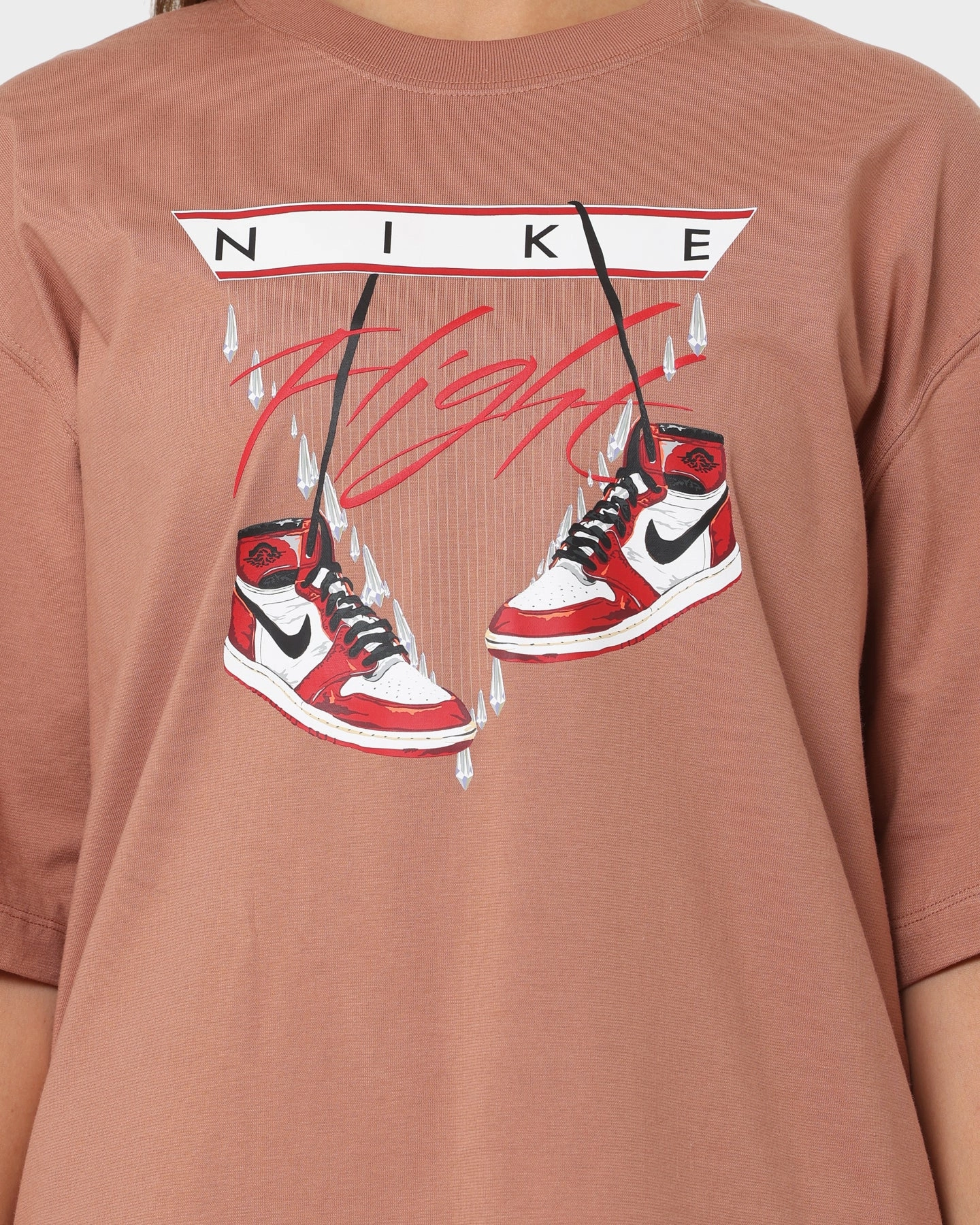 Jordan Women's Jordan Flight Graphic Oversized T-Shirt Mineral Clay UltraSoftBrushedInterior Comfortable texture
