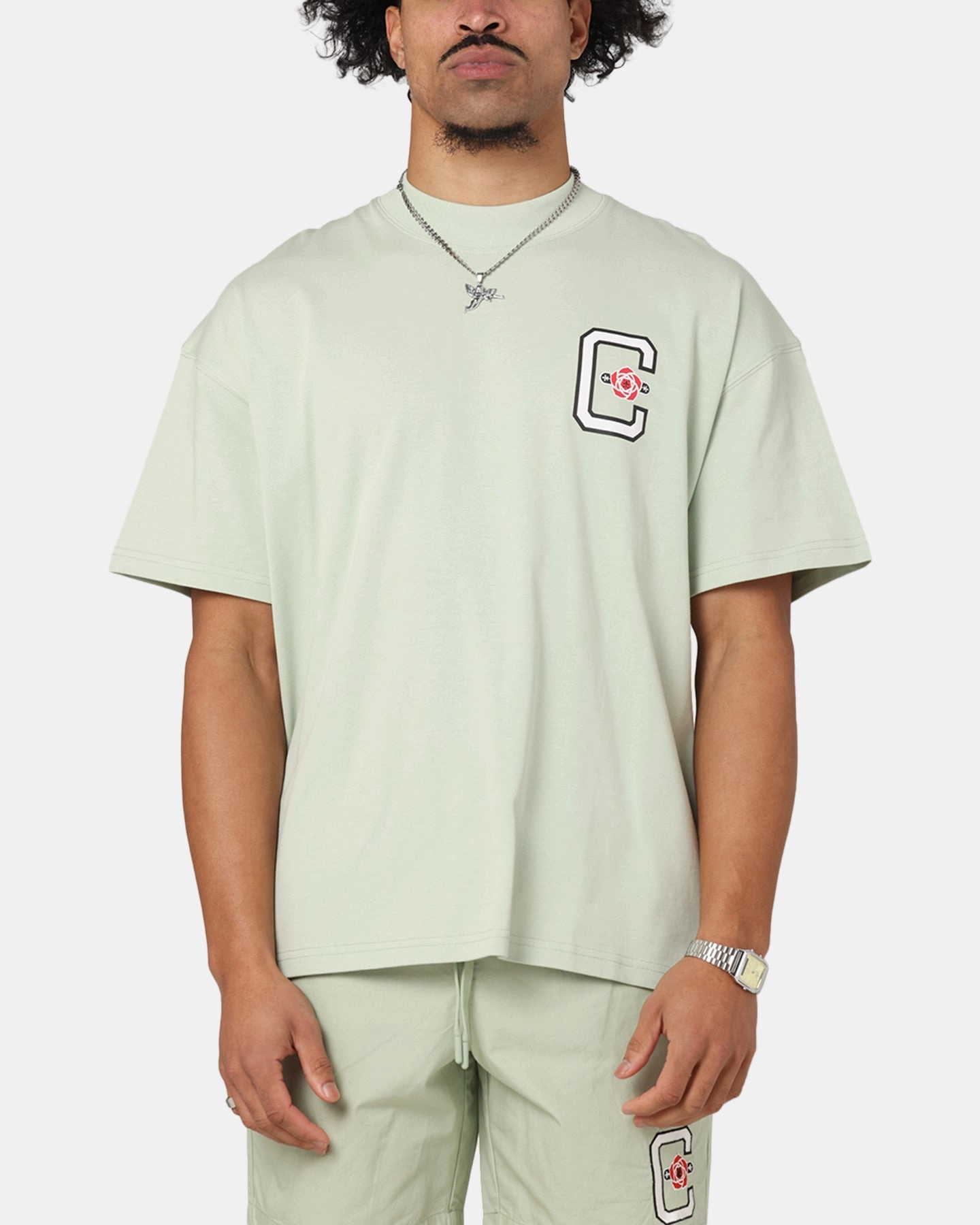 Carre Rose Oversized T-Shirt Sage Retro nostalgia Classic Outfit
