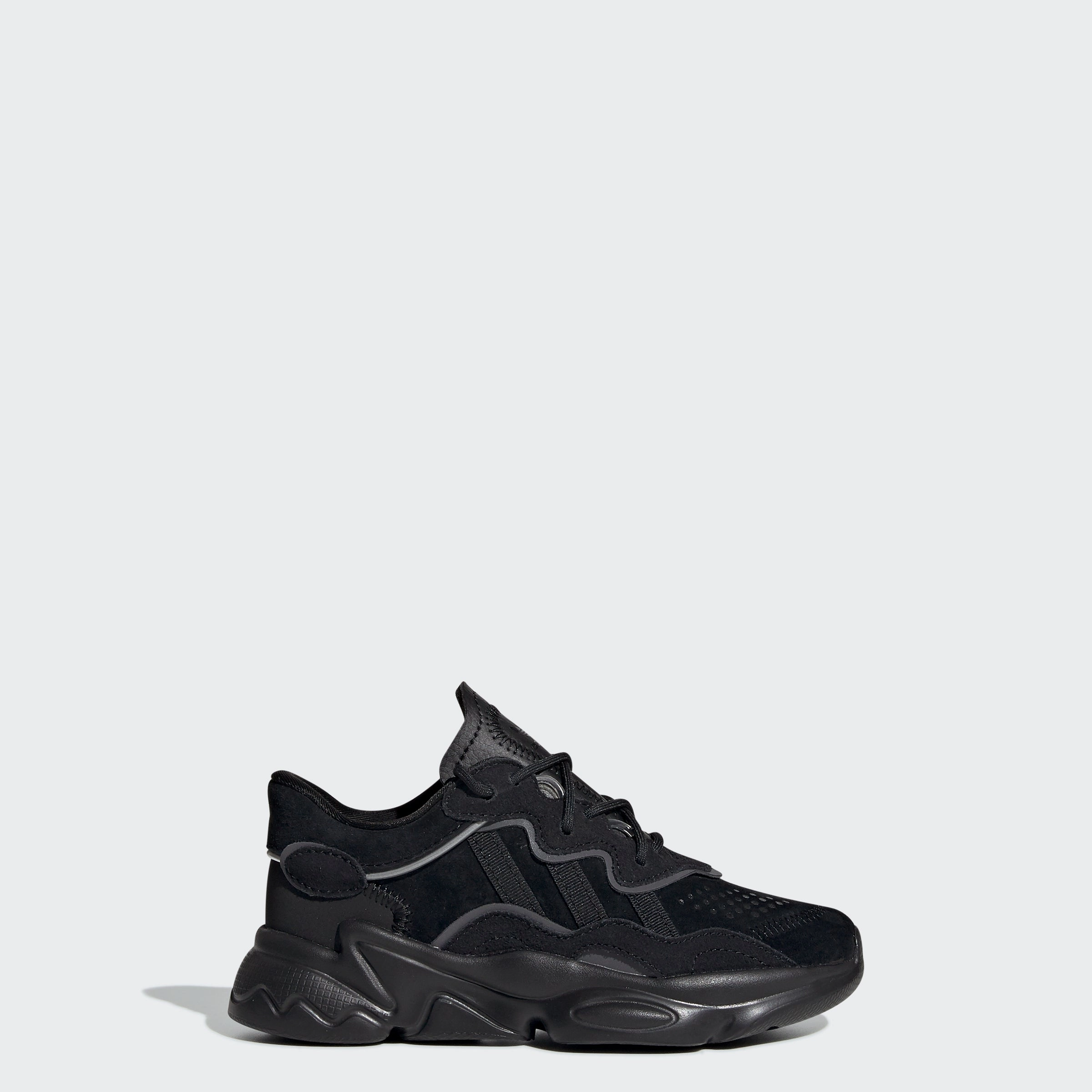 Kids' adidas OZWEEGO Shoes Balanced Flex Grooves Streamlined materials