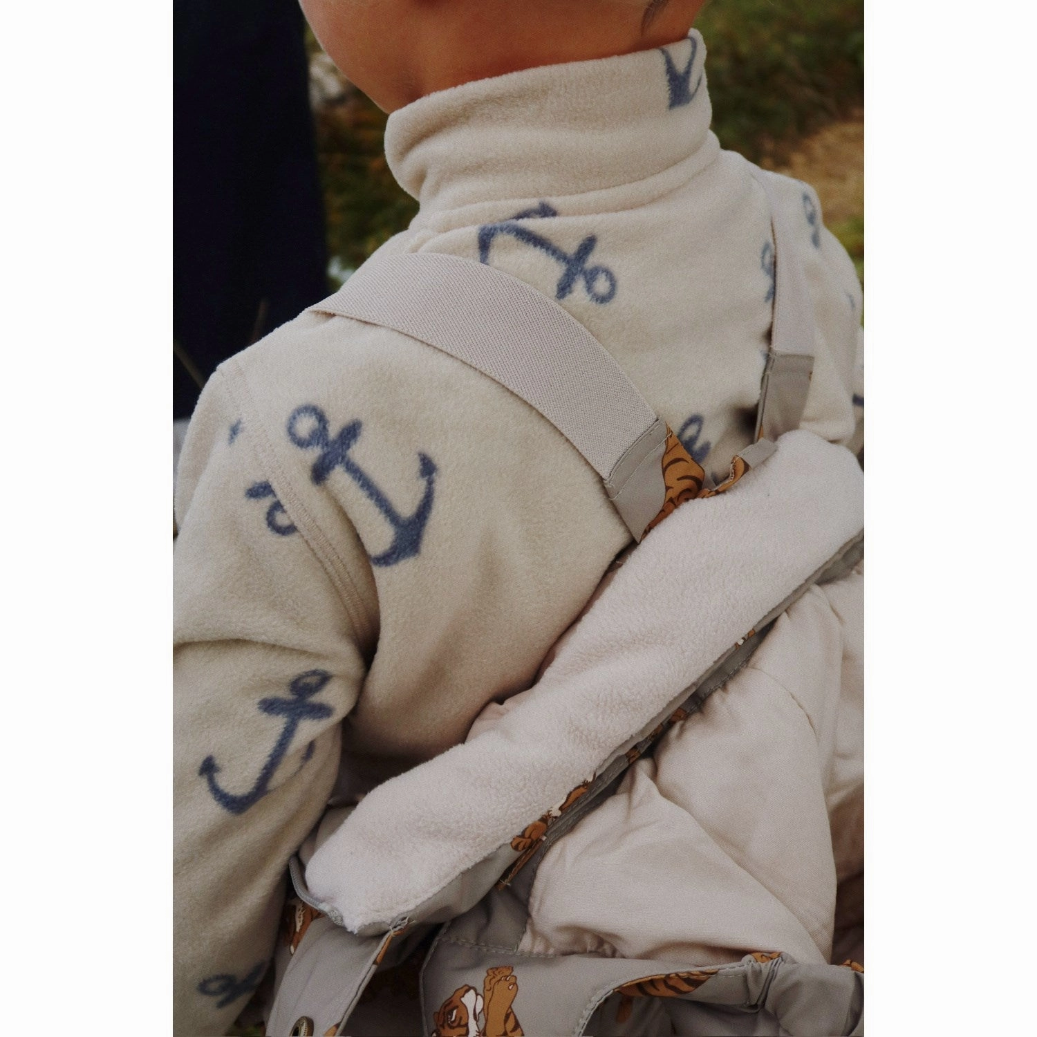 TapedSeamConstruction Roll Up Storage Design Konges Sl?jd Ancher Tavi Fleece Sweatshirt Grs