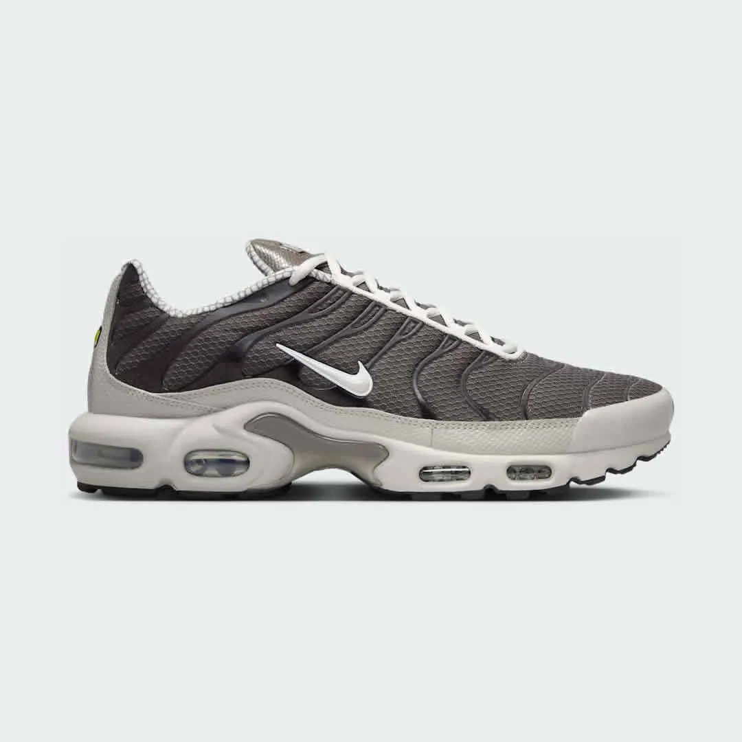 Nike Air Max Plus Tn Men's Brown Running Trainers IB7679 200 machine - washable Adult running