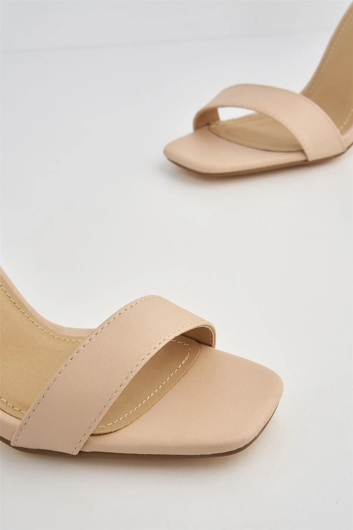 Lana Anklestrap Block Heel Sandal in Nude Matt