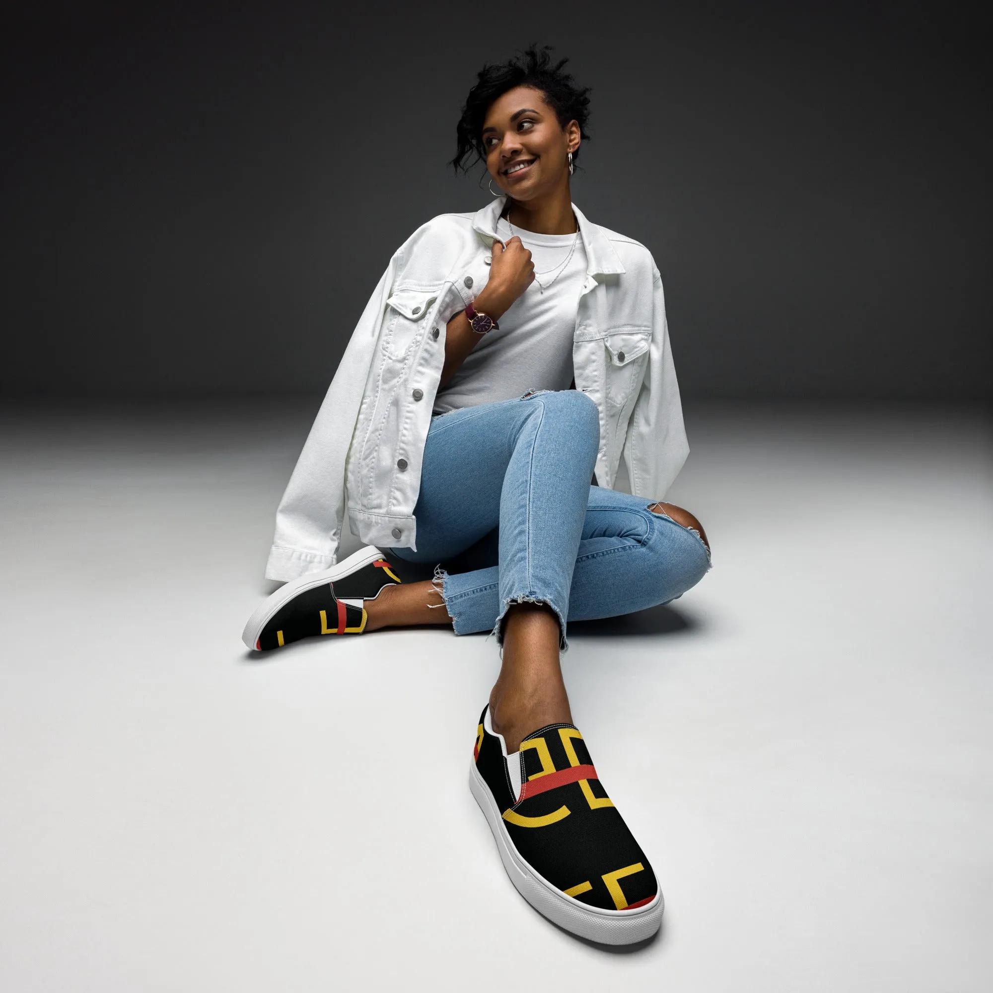 LEGEND Women’s Slip-On Canvas Shoes