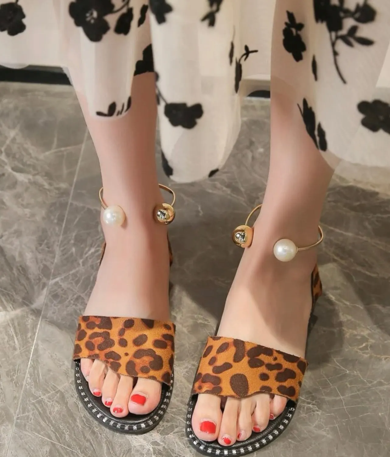 Leopard print faux pearl decor ankle strap sandals