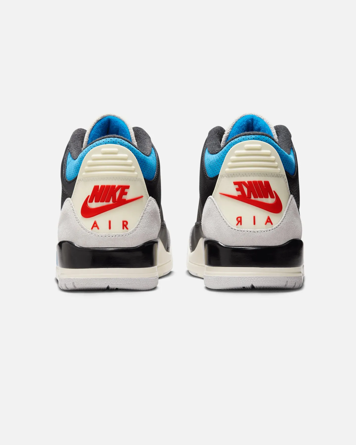 Dynamic Arch Torsional Stability Jordan Air Jordan 3 Retro "Rare Air" Black/Chile Red-Neutral Grey