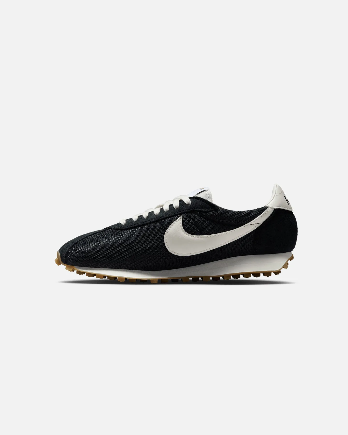 Thermoregulating Inner Layer Lightweight Outsole Design Nike Women's LD-1000 Black/White