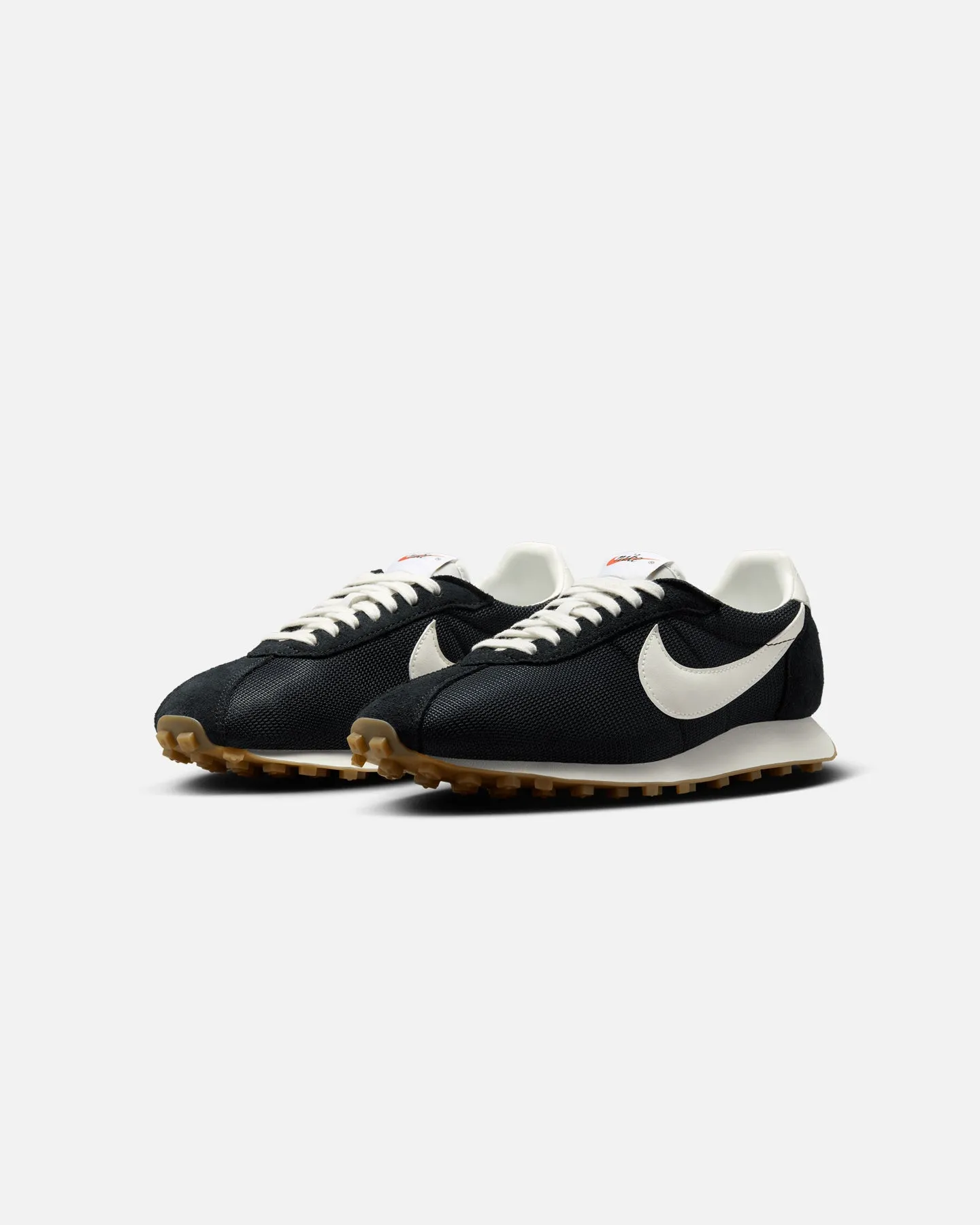 pronation - control - feature shoes horizontal - design shoes Nike Women's LD-1000 Black/White