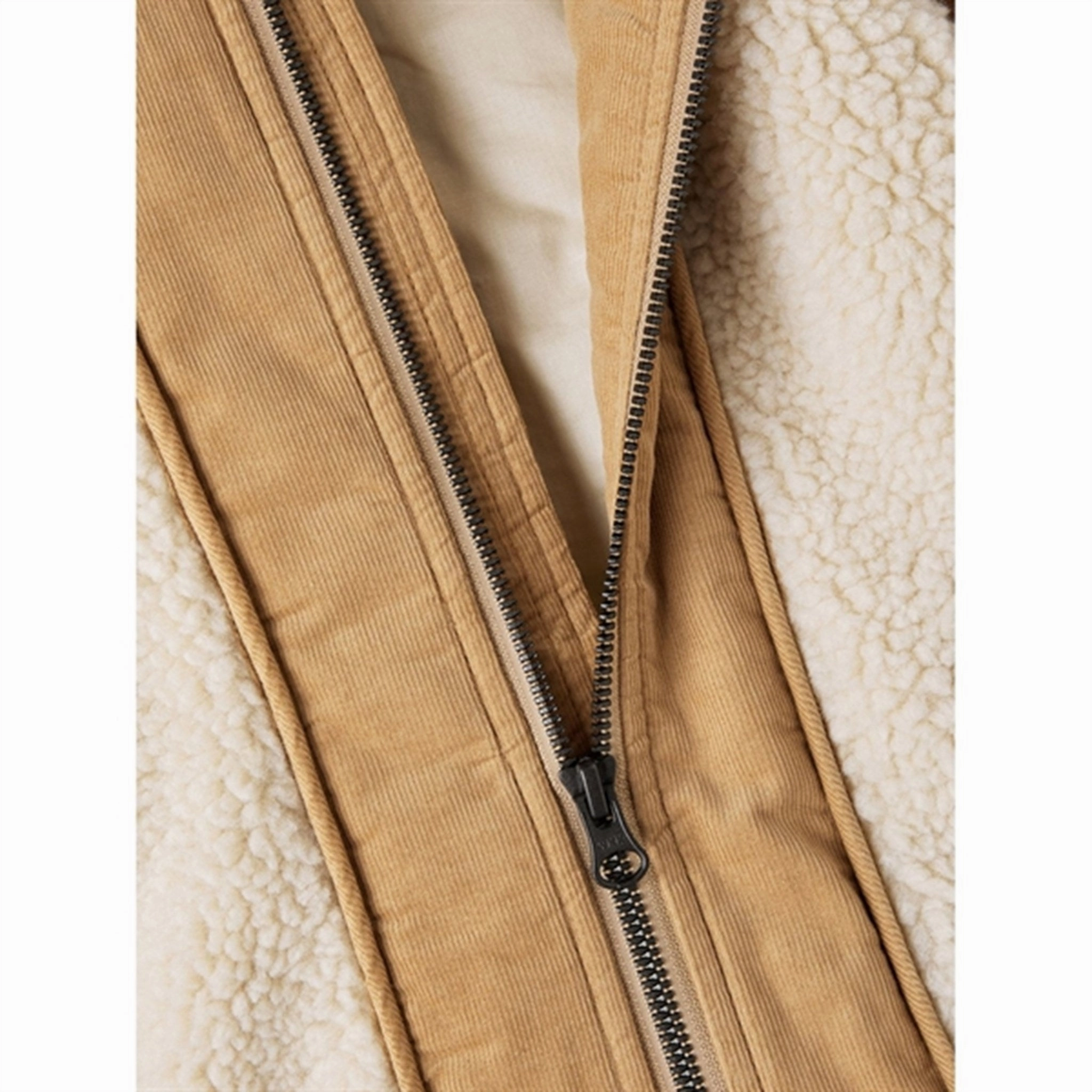 Double layer fabric Reflective accents Lil'Atelier Fog Nalo Bomber Sherpa Jacket