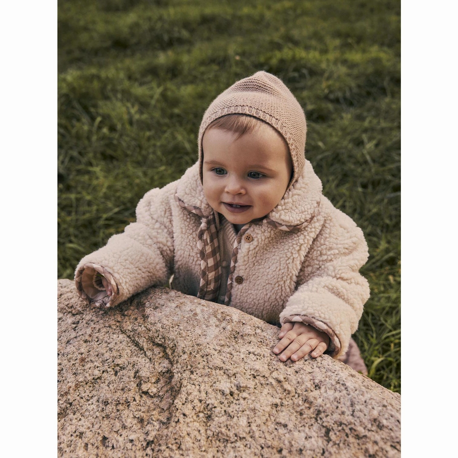 Minimal Travel Look Multi Pocket System Lil'Atelier Sandshell Naolin Loose Jacket