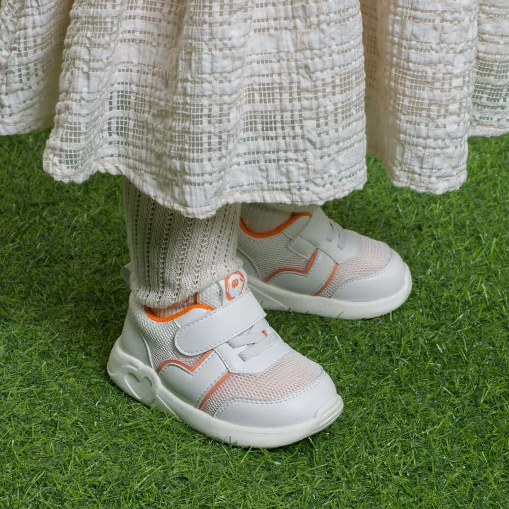 Little Baby Girl Non-Slip Pre-walker Sneakers