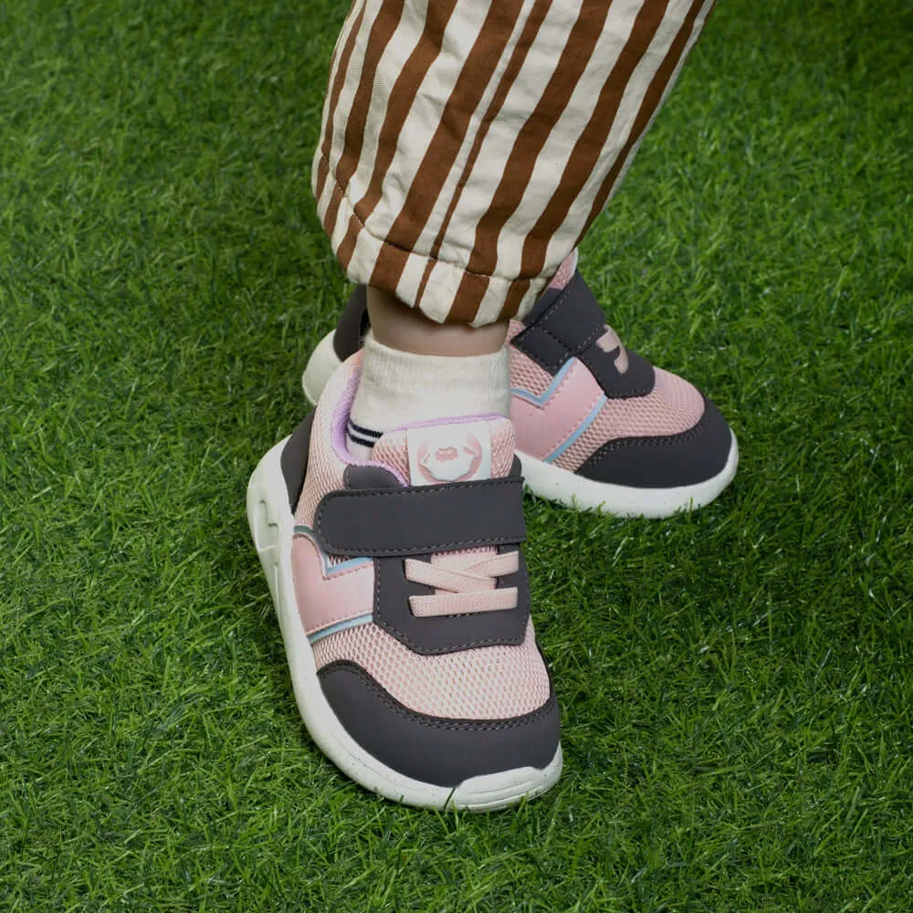 Little Baby Girl Non-Slip Pre-walker Sneakers