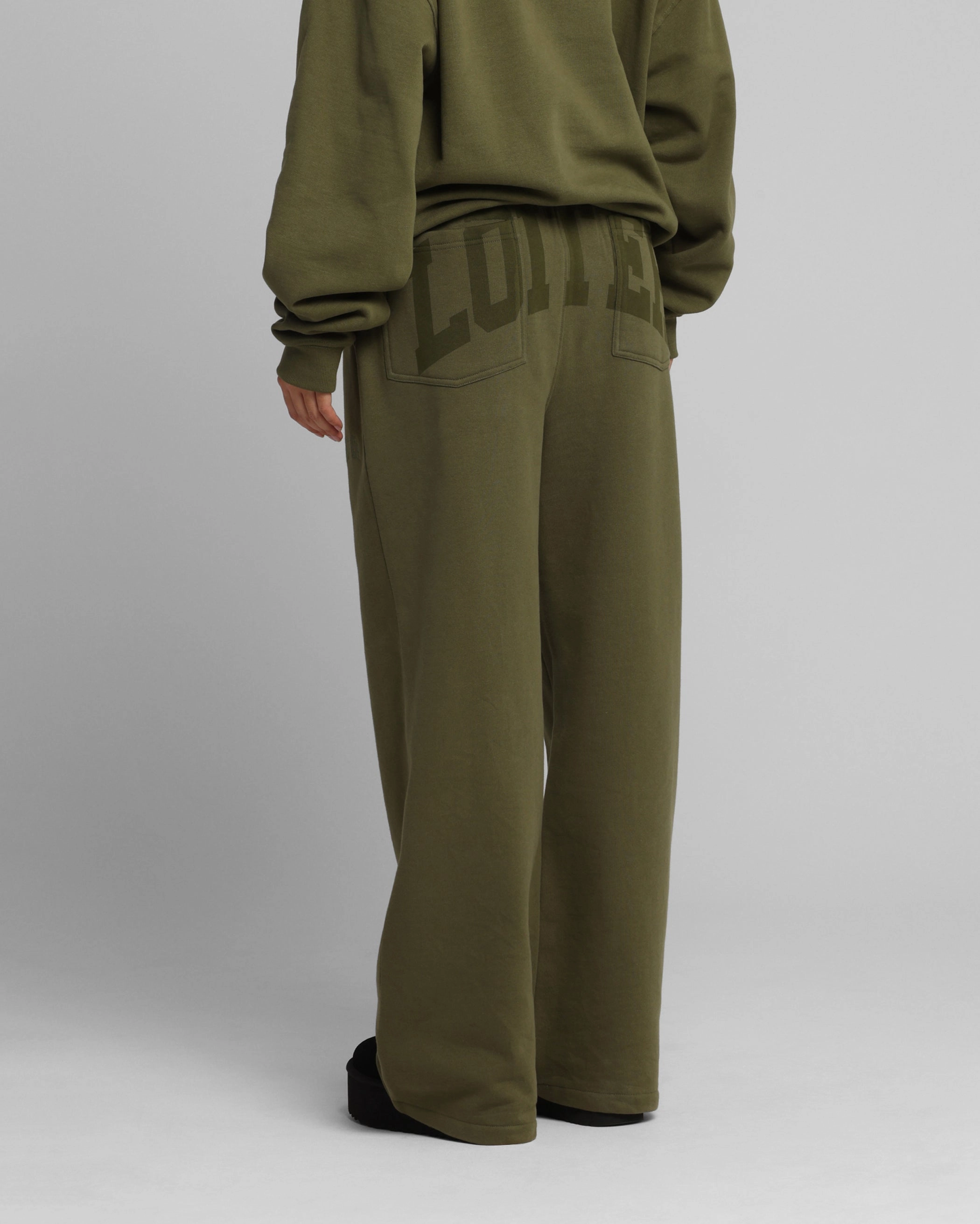 Urban Style Loiter Arch Premium Sweat Pants Khaki