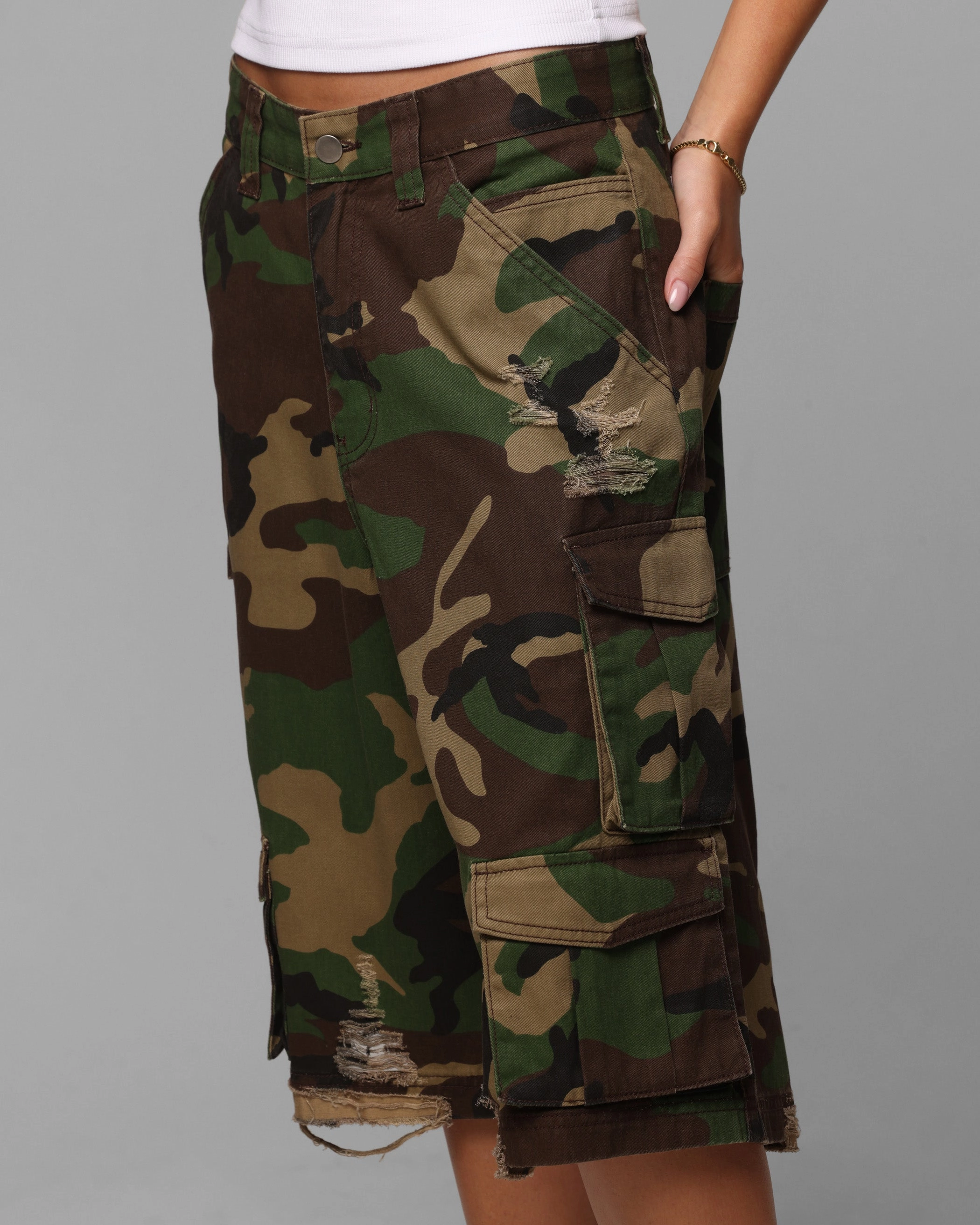 Loiter Collateral Cargo Shorts Camo Air Circulation