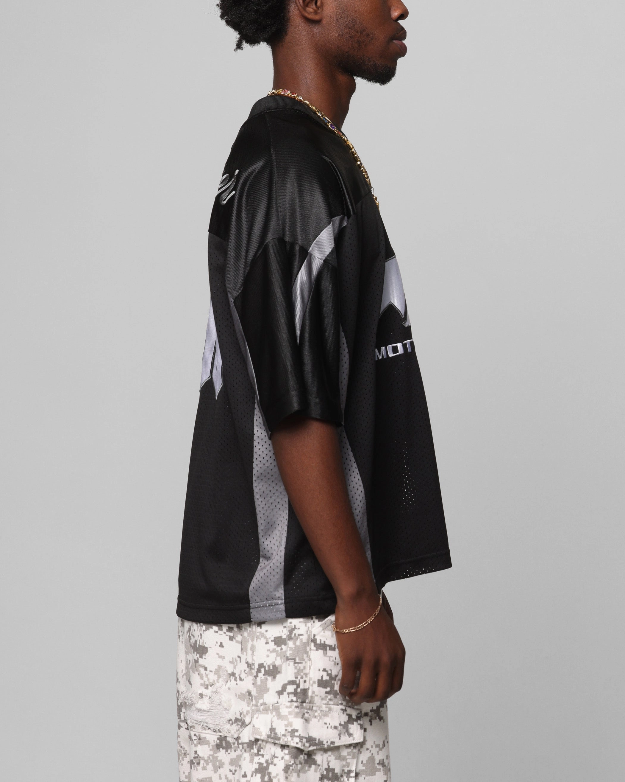 Loiter End Zone Jersey Black Versatile Fit Classic Crew Neck Design