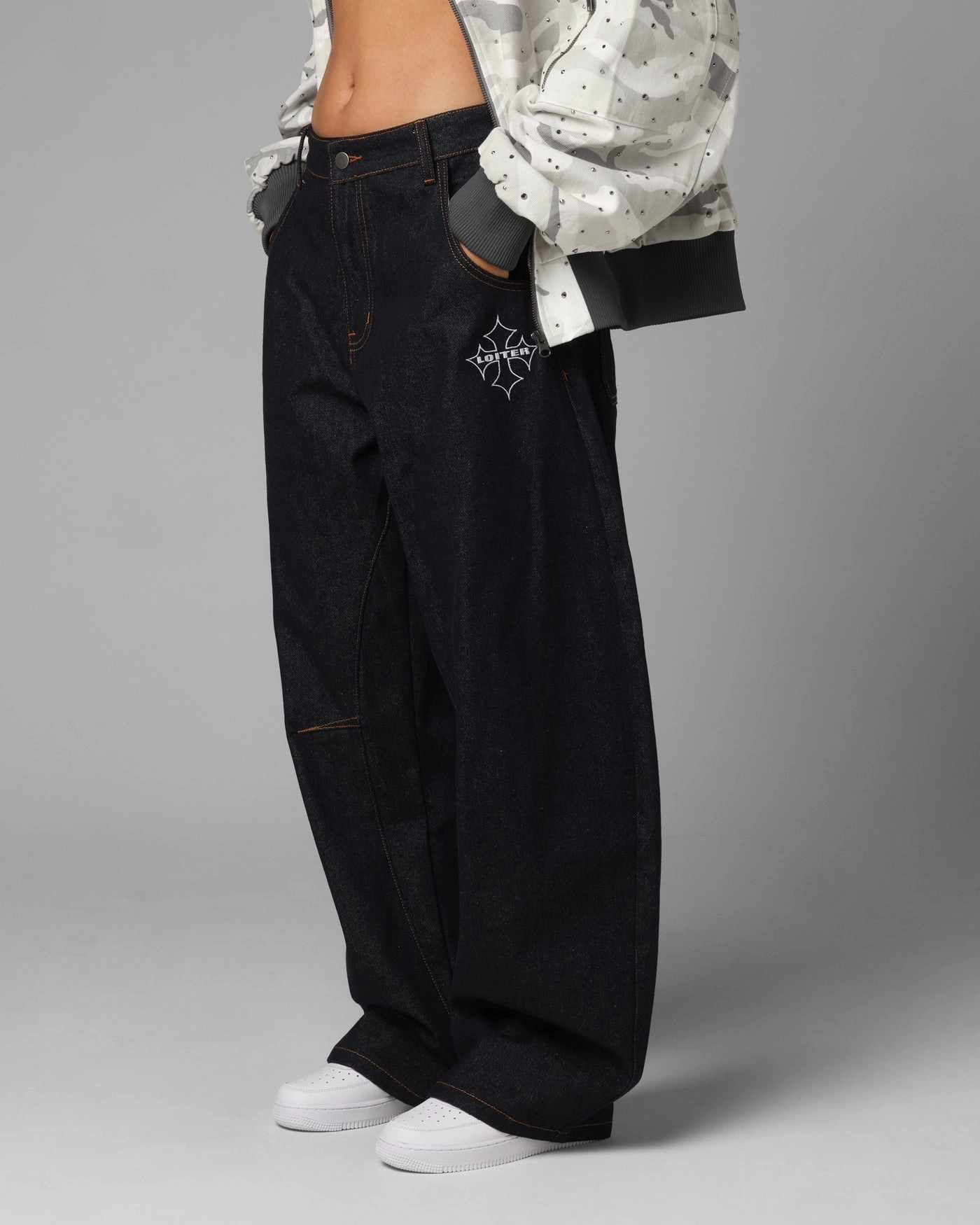 Practical Wear DoubleLayeredHem Loiter F-16 Balloon Jeans Indigo