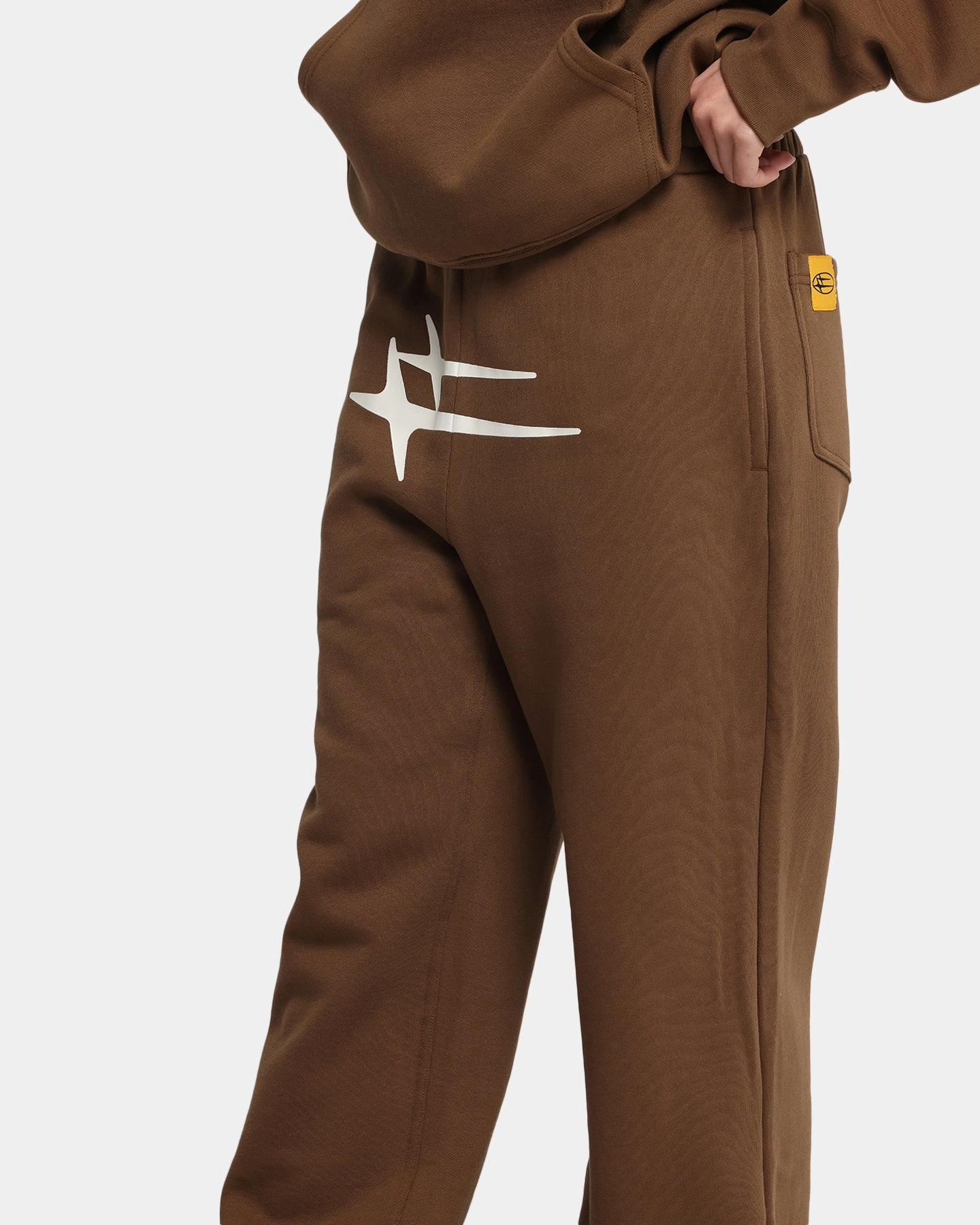 Loiter Hybrid Sweatpants Brown HeatRegulatingLining Fashionable Waist