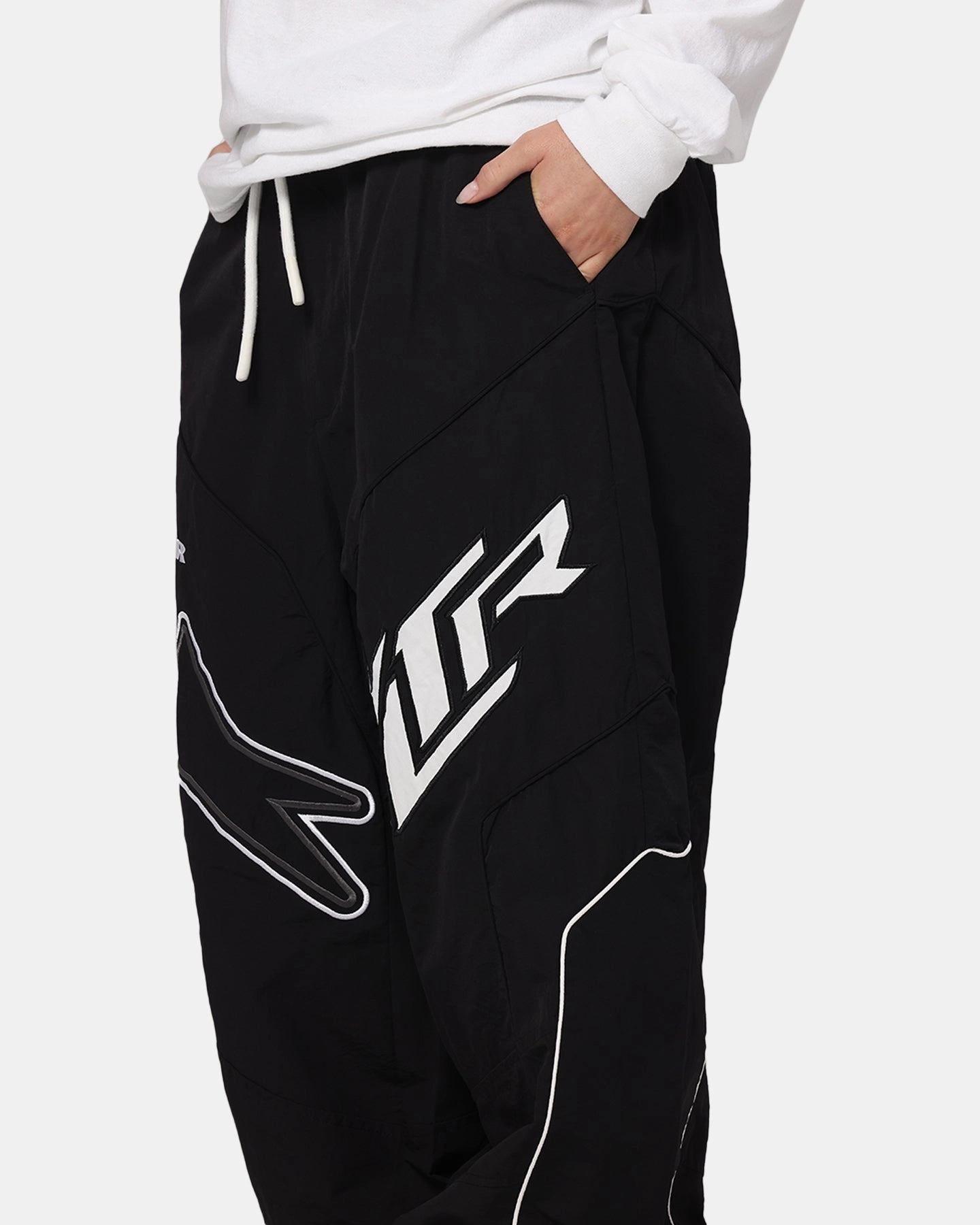 Loiter Motocross Parachute Pants Black breathable panels