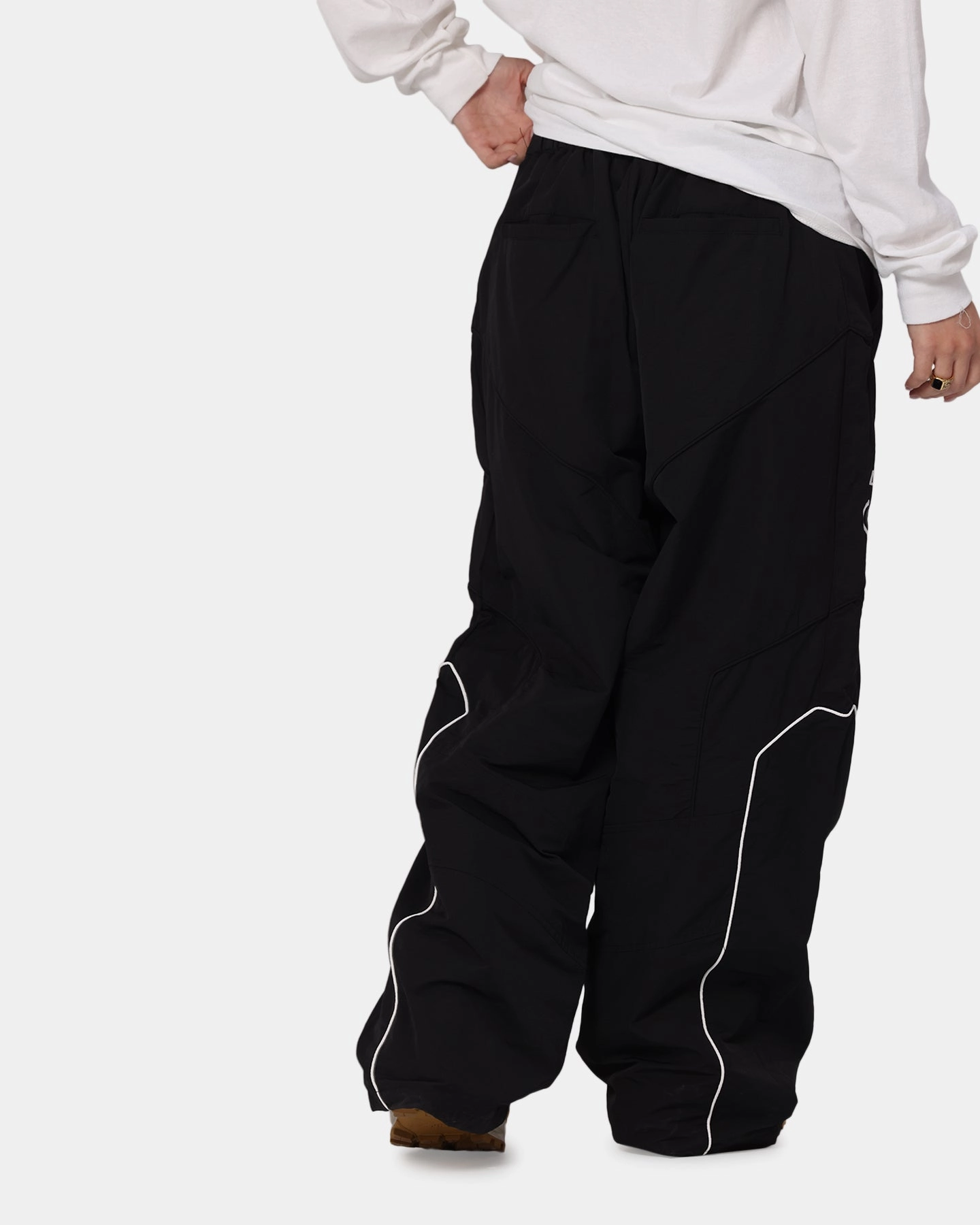 Chilly Layering Loiter Motocross Parachute Pants Black