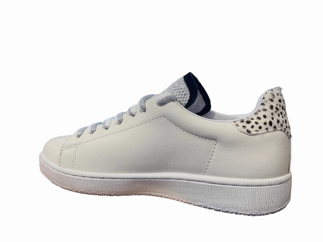 Cross country ability Dirt - road running Lotto Leggenda scarpa sneakers da donna Autograph Leo W 219587 1PL bianco-nero