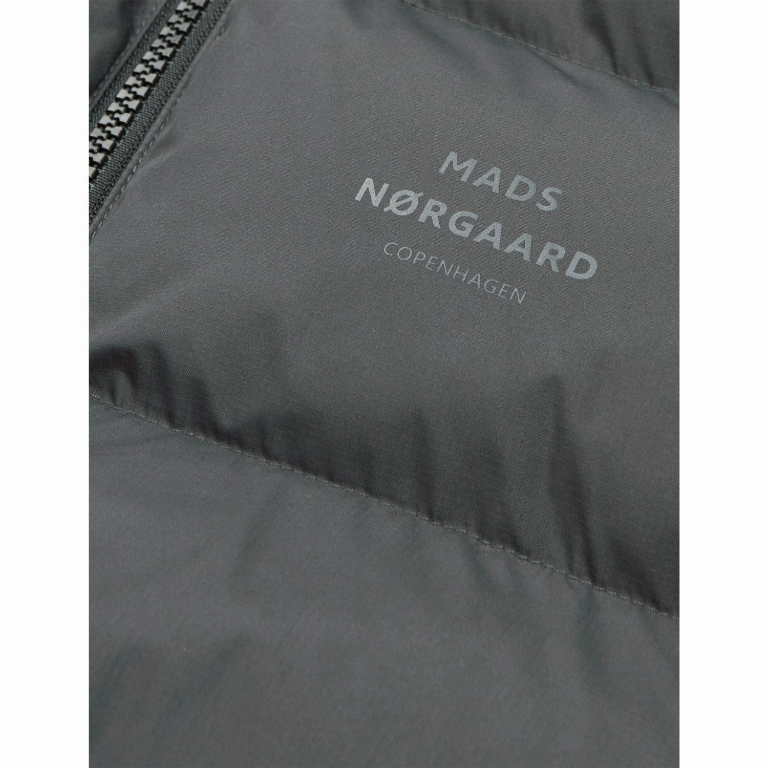 Temperature Regulating Fabric Convertible Style Mads N?rgaard Asphalt Light Ripstop Junino Jacket