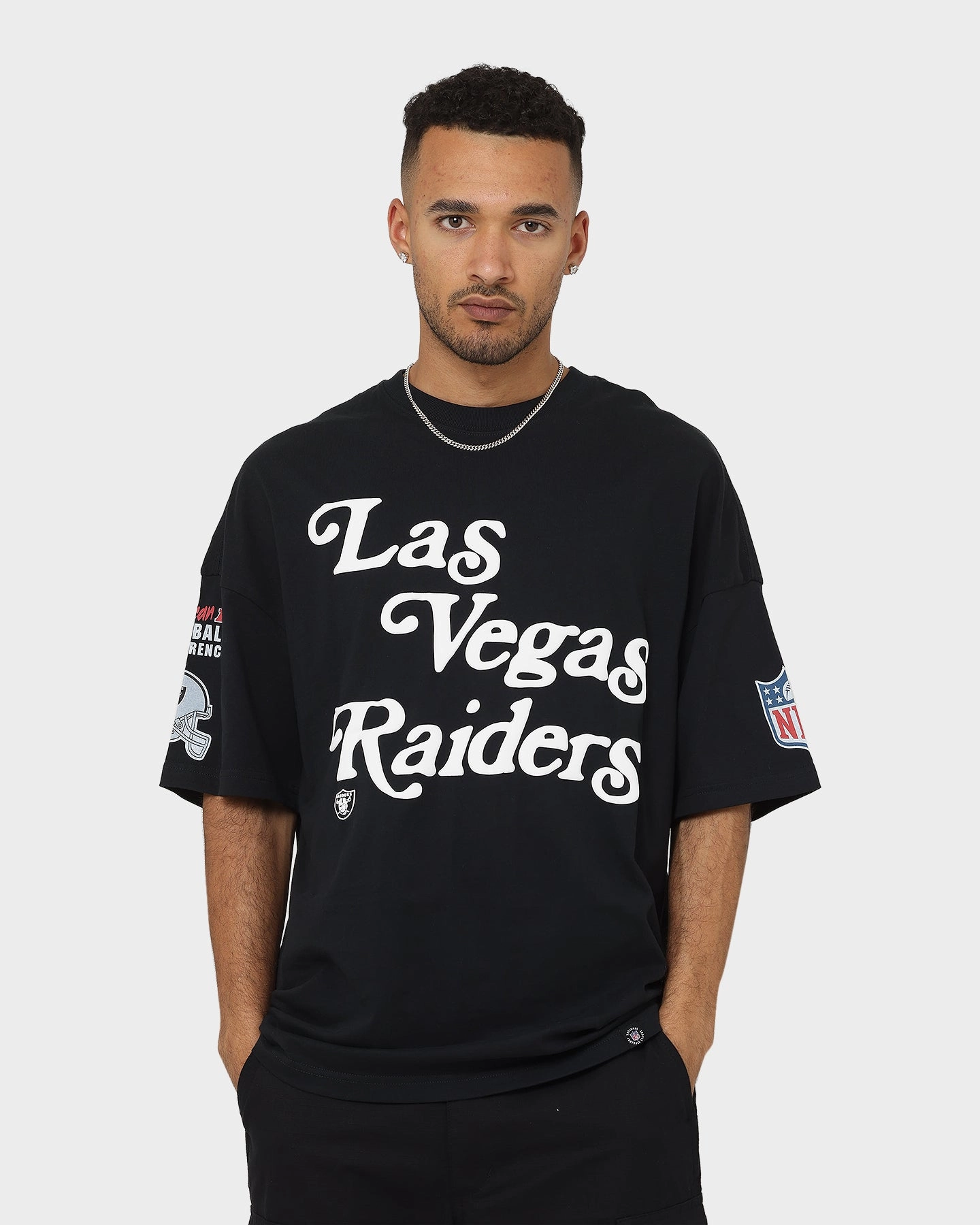 Majestic Athletic Las Vegas Raiders Puff Print Patch Oversized T-Shirt Faded Black Light Breeze