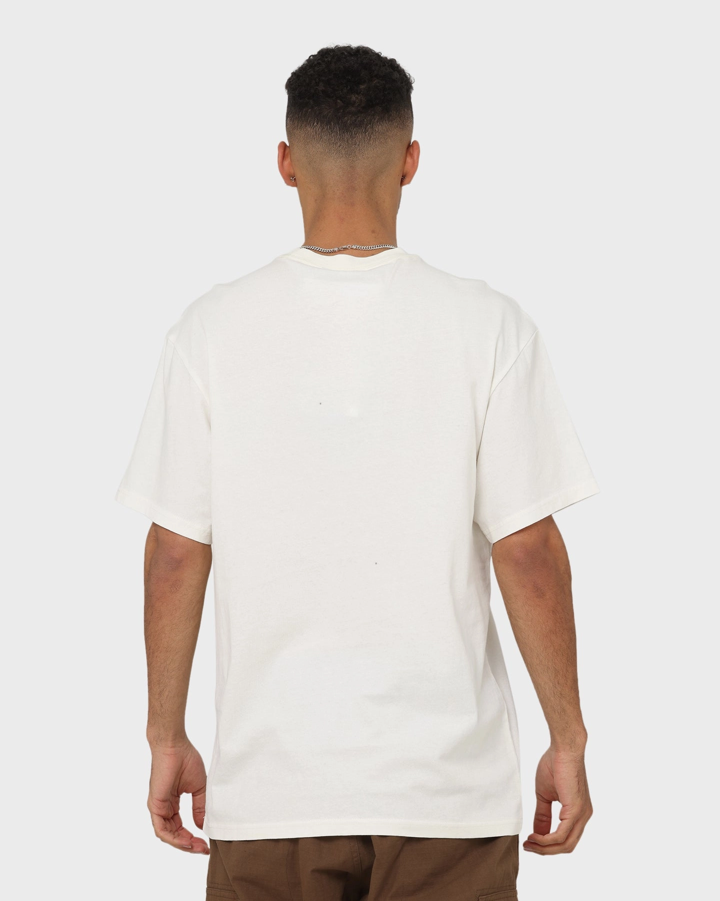 Majestic Athletic Las Vegas Raiders Stripe Sleeve Oversized T-Shirt Optic White Timeless Must-Have Everyday Trend