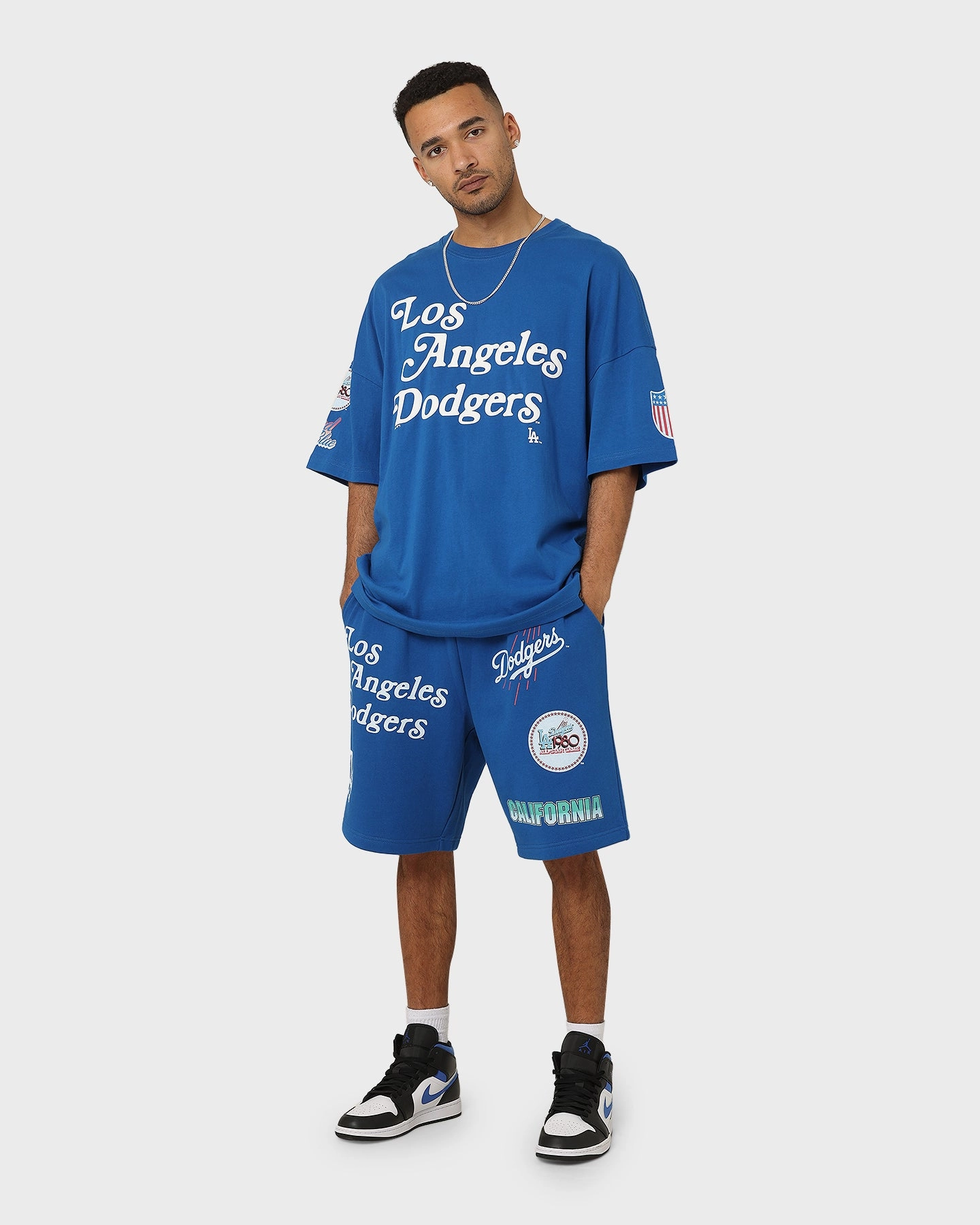 Majestic Athletic Los Angeles Dodgers Puff Print Patch Oversized T-Shirt Royal Travel Style