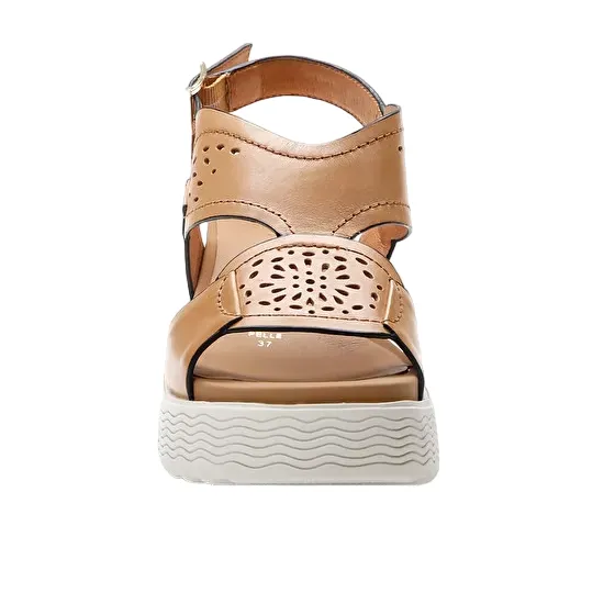 Stonefly sandalo da donna con zeppa in pelle Parky 19 Calf 219123 049 abbronzatura scura Supportive