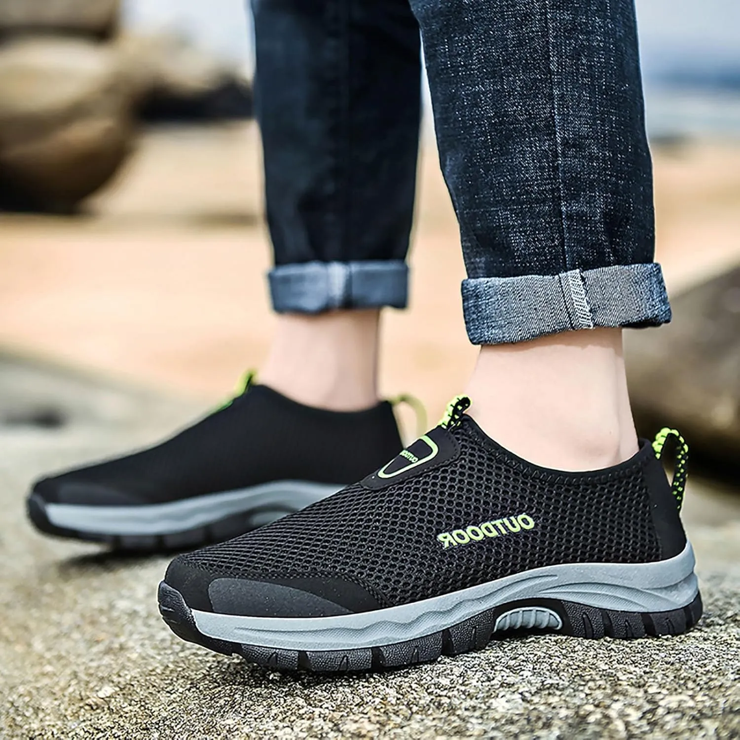Men Shoes Comfortable Soft Sole Breathable Casual Shoes Summer Mesh Hollow Breathable Mens Casual Sneaker