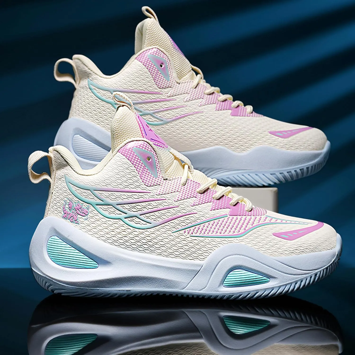 Men's High-Top Basketball ShoesWear-Resistant and Anti-Slip Soles Running Shoes Graffiti Design Fashionable Sports Shoes