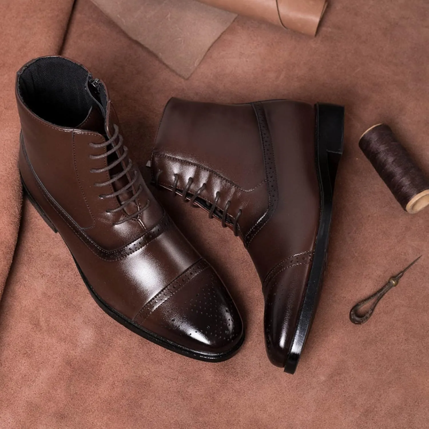 Mens Retro Brown Leather Boots with Side Zipper Breathable Dress Boots for Men High Top Matte Leather Shoes Comfrotable Lace up Formal Shoes Elegant Dating Shoe Men Durable Motorcycle Shoe