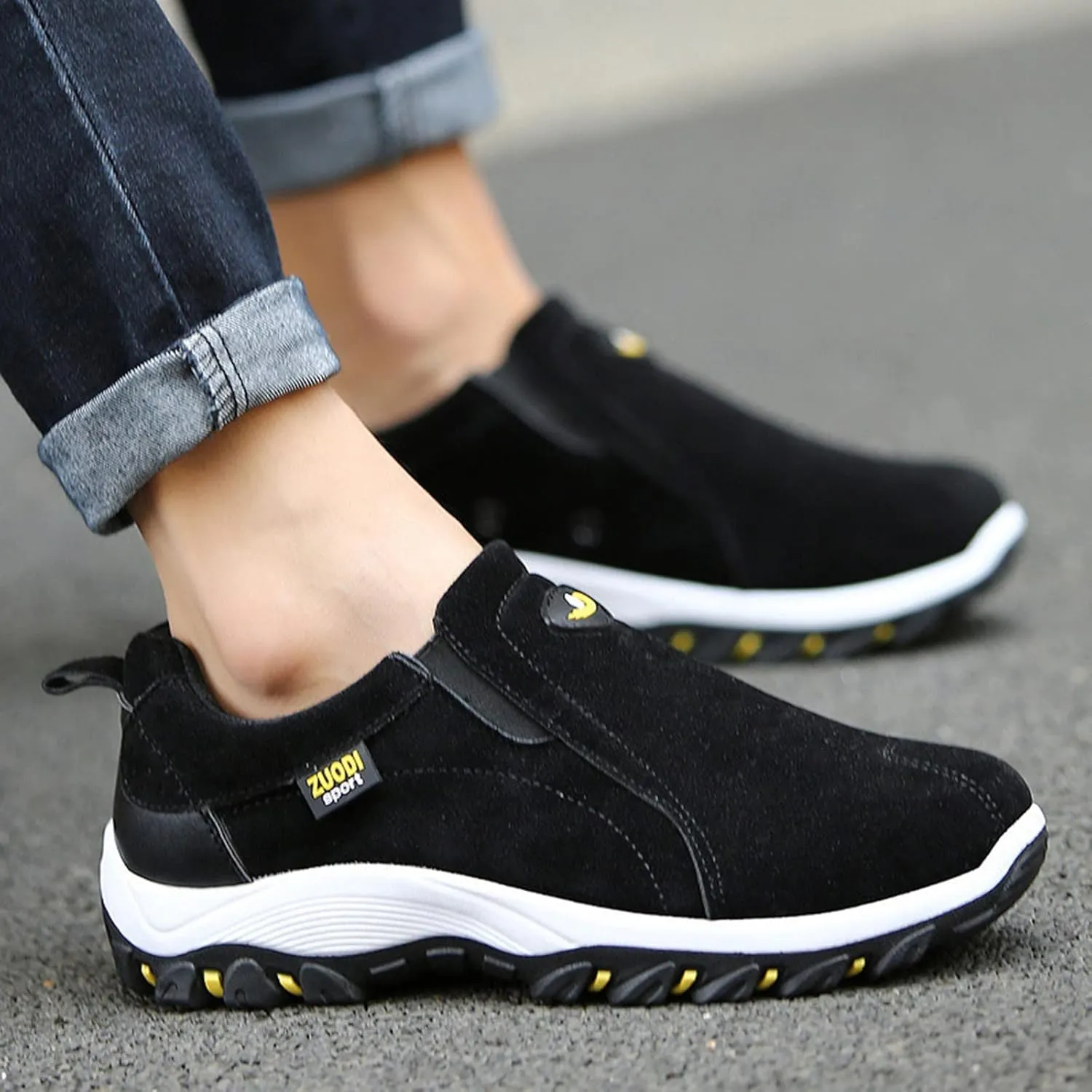 Men's Simple and Fashionable Round Head Solid Color Lightweight Breathable Soft Bottom Men's Work Shoes Sneaker