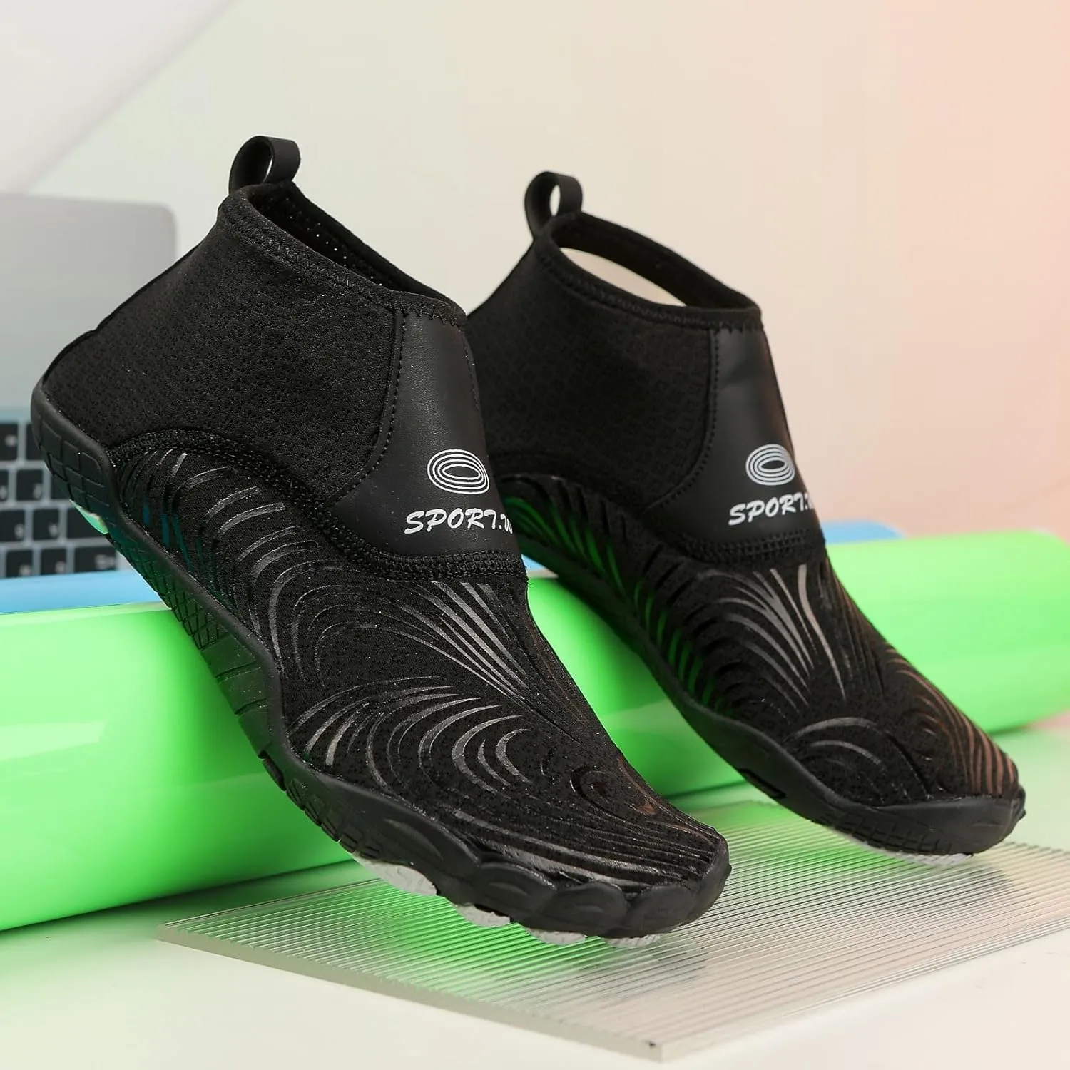 Men's Stretch Shoes Water Socks Beach Shoes Swim Surf Yoga Exercise Elastic Slip On Barefoot Wet for Women