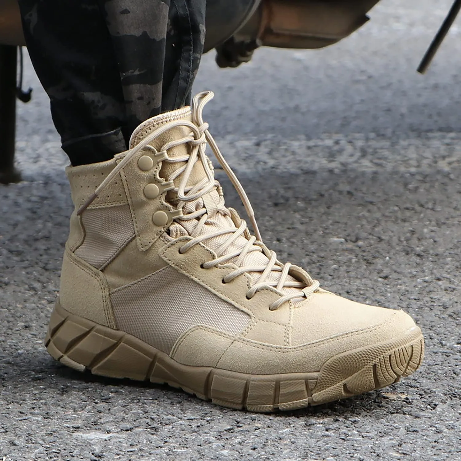 Men's Tactical Military Boots, Spring and Autumn Men's Outdoor High Top Ultra Light Waterproof Desert Boots, for Men's Breathable Shock-absorbing Combat Boots