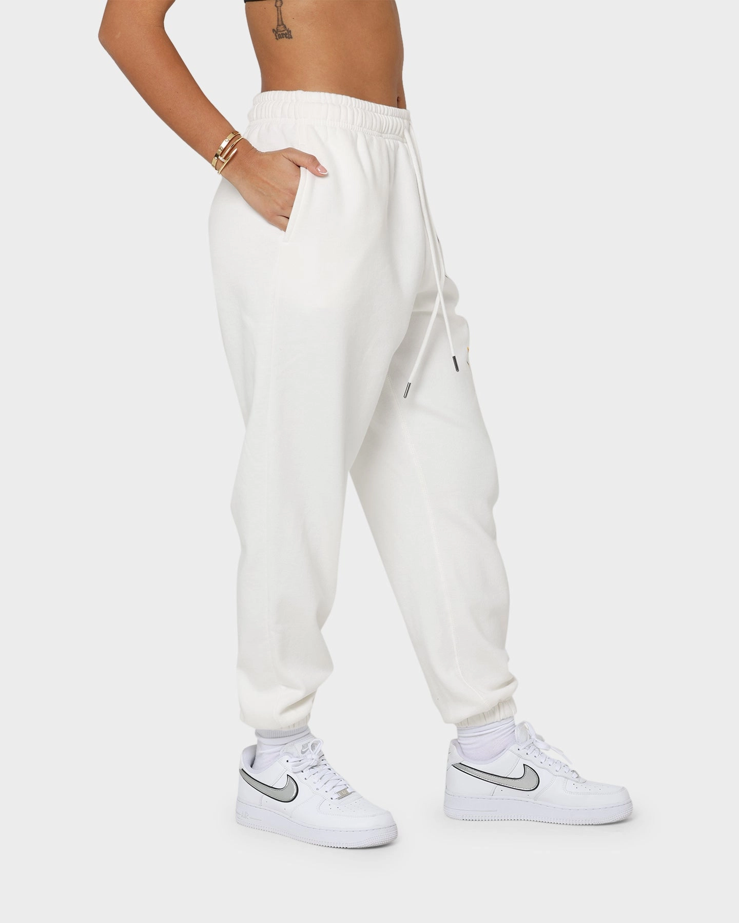 Mitchell & Ness Women's Shaq Sweat Pants Vintage White Multi Panel Construction Soft Fabric