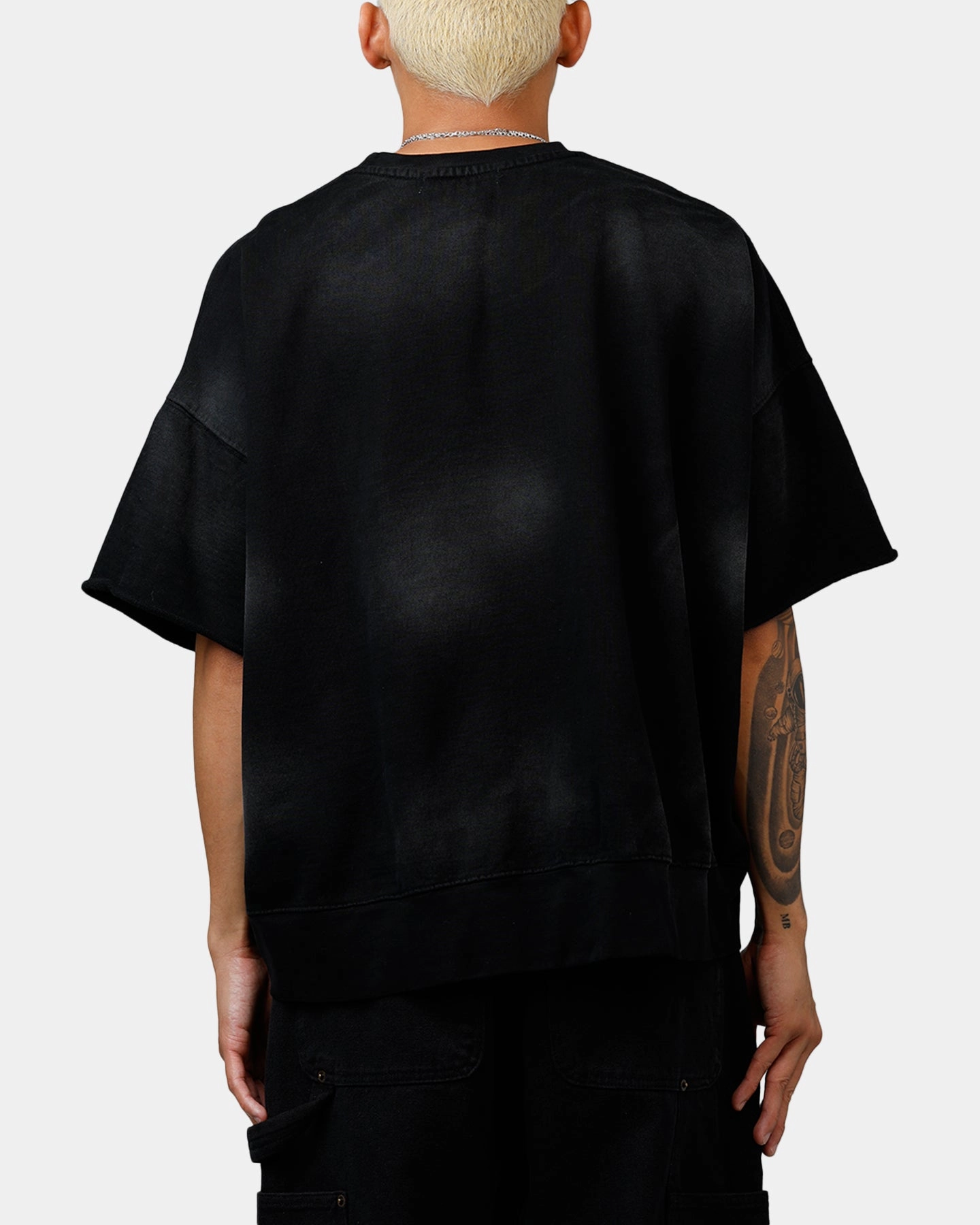Essential Style Wear MNML Oversized Crewneck T-Shirt Washed Black