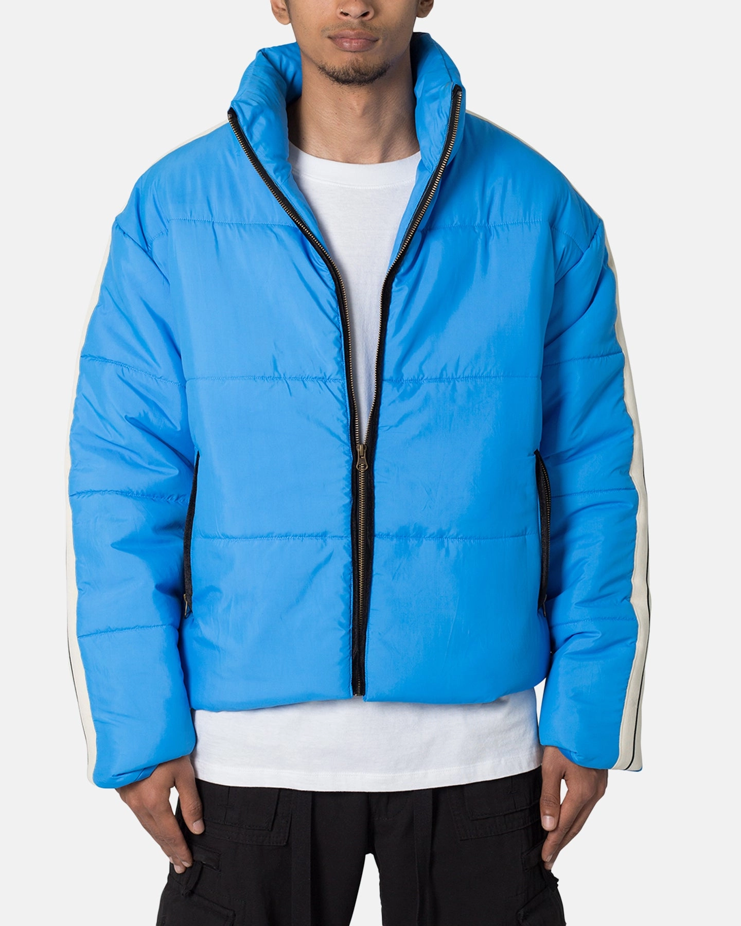 Season Change Core Fit MNML Striped Puffer Jacket Blue