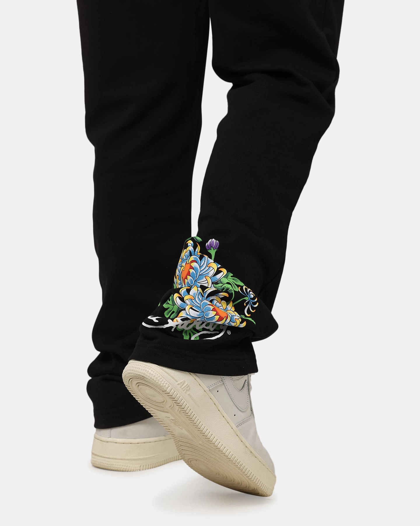 Travel Essential Seasonal Wear Ed Hardy Women's Flora Trackpants Black