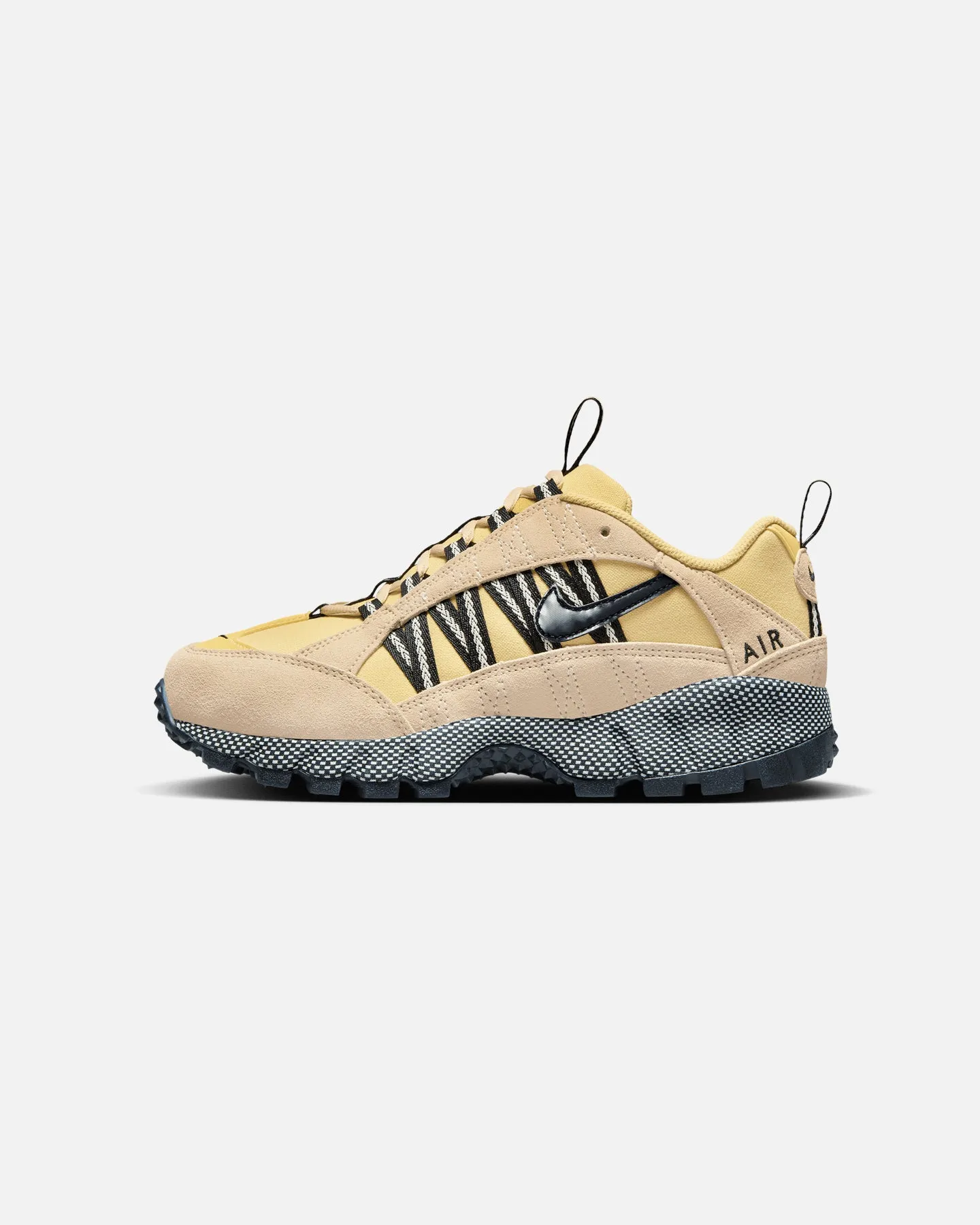 Nike Women's Air Humara Sesame Non Slip Traction Outsole Neutral Stance Platform