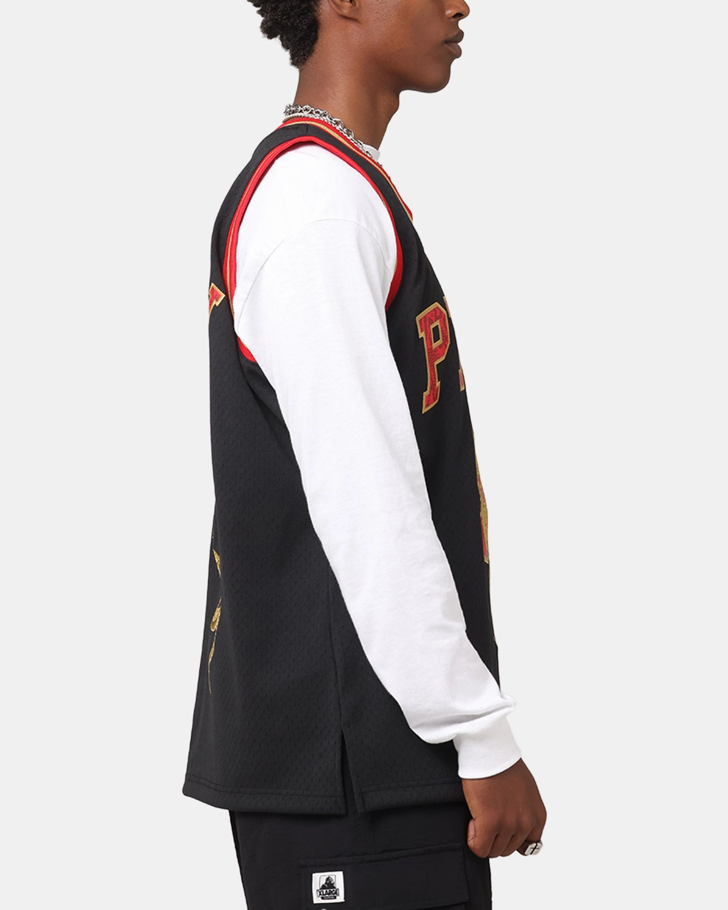 Mitchell & Ness Philadelphia 76ers Allen Iverson 1996 Swingman Jersey Black/Gold Moisture Wicking Material