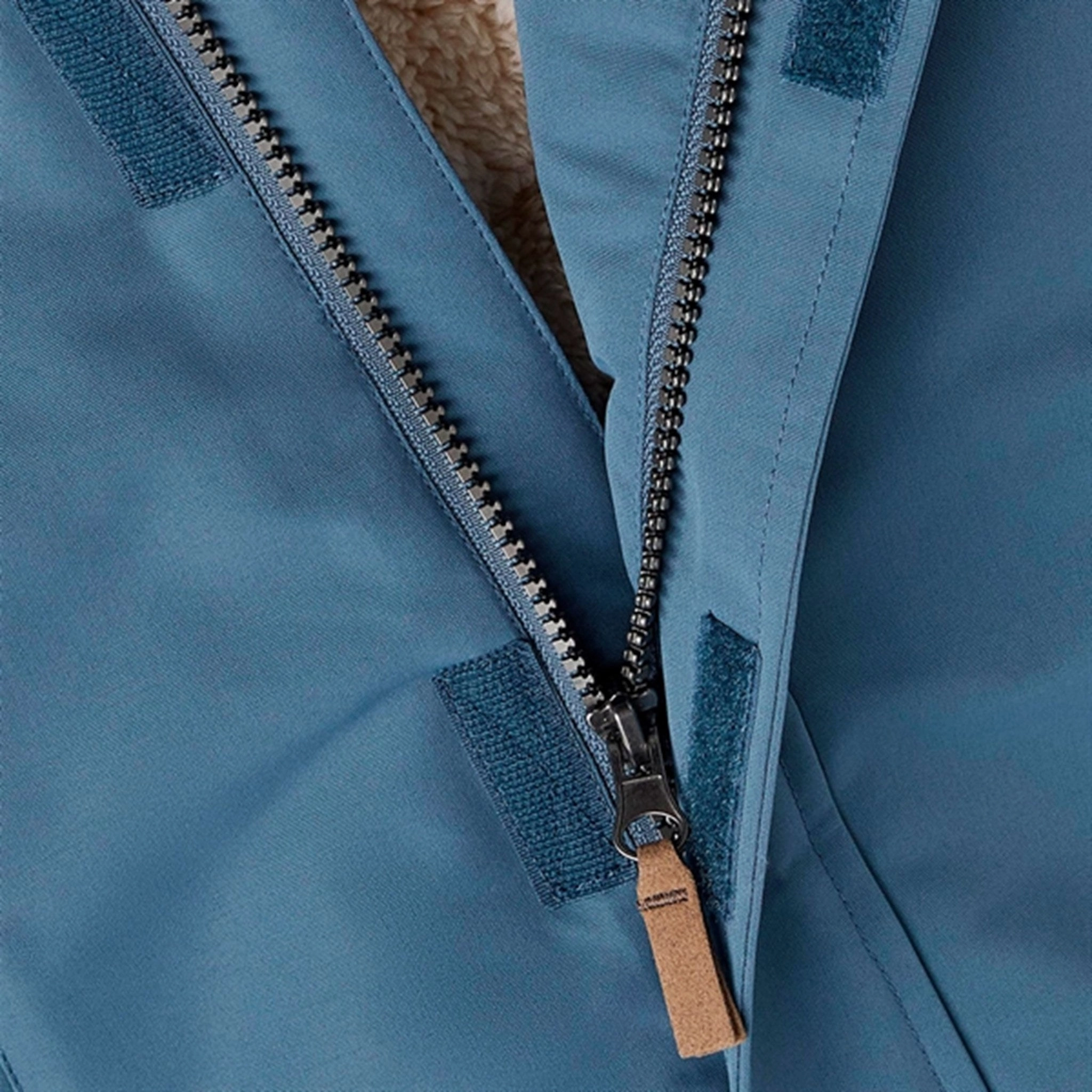 Name it Bering Sea Snow Jacket Solid Tagless Neckline Design