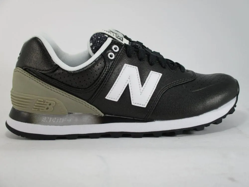 breathable - membrane - feature shoes flat - terrain shoes New Balance sneakwers da donna  WL574RAA black