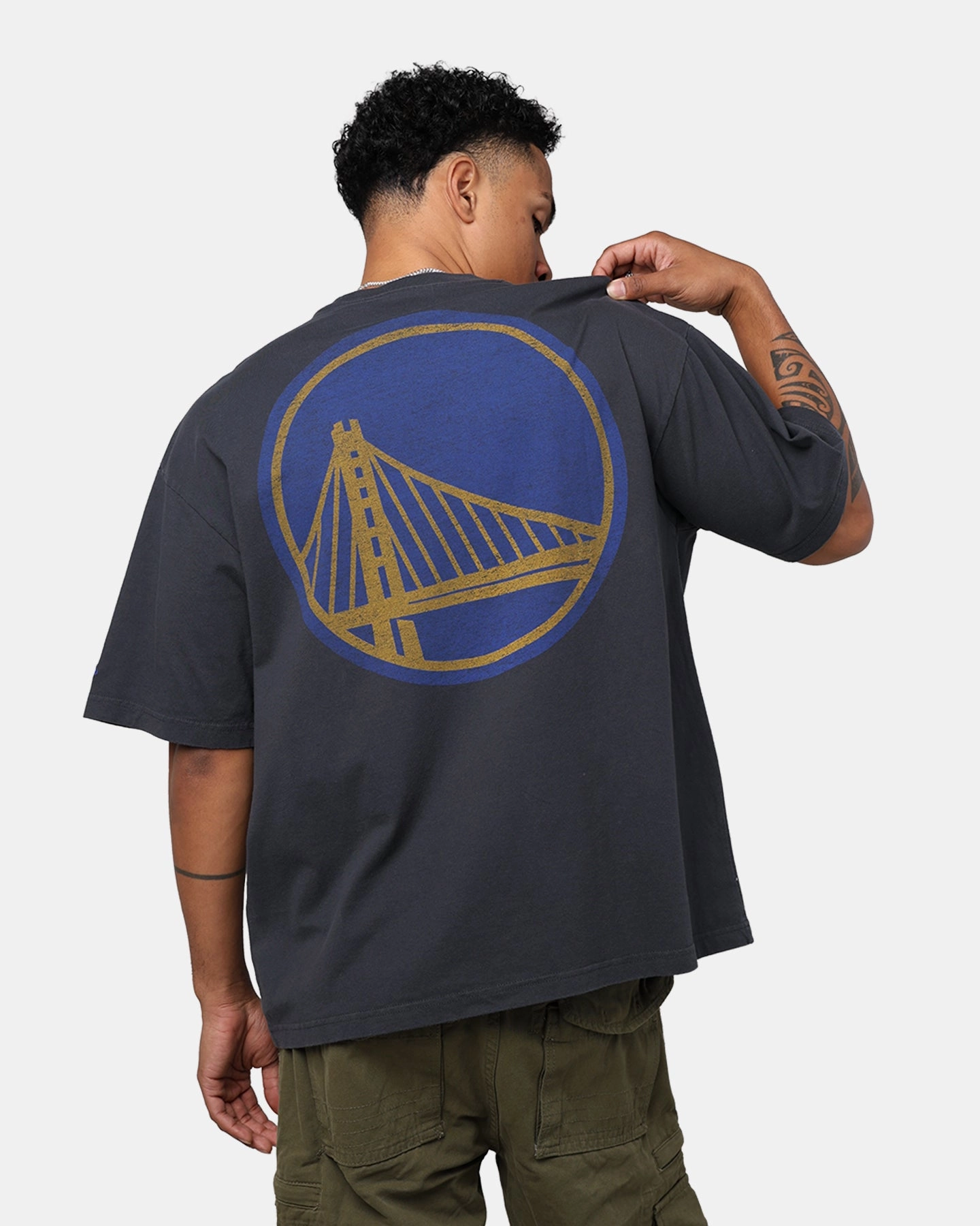 New Era Golden State Warriors Oversized T-Shirt Black Reinforced Shoulder Seams