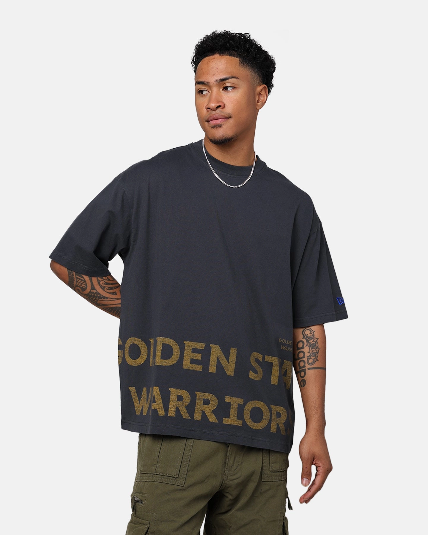 New Era Golden State Warriors Oversized T-Shirt Black Eco Friendly Dye Fresh and Cool