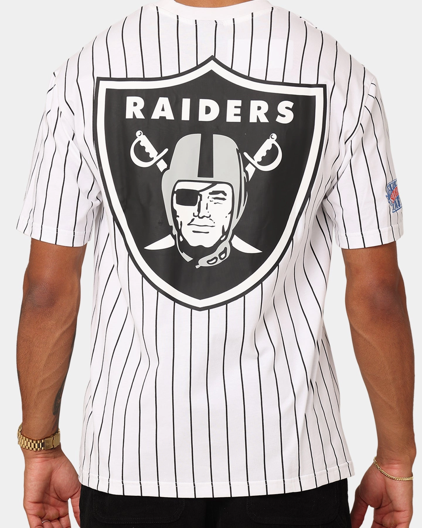 New Era Las Vegas Raiders Oversized T-Shirt White Pinstripe Layering Comfort Wear