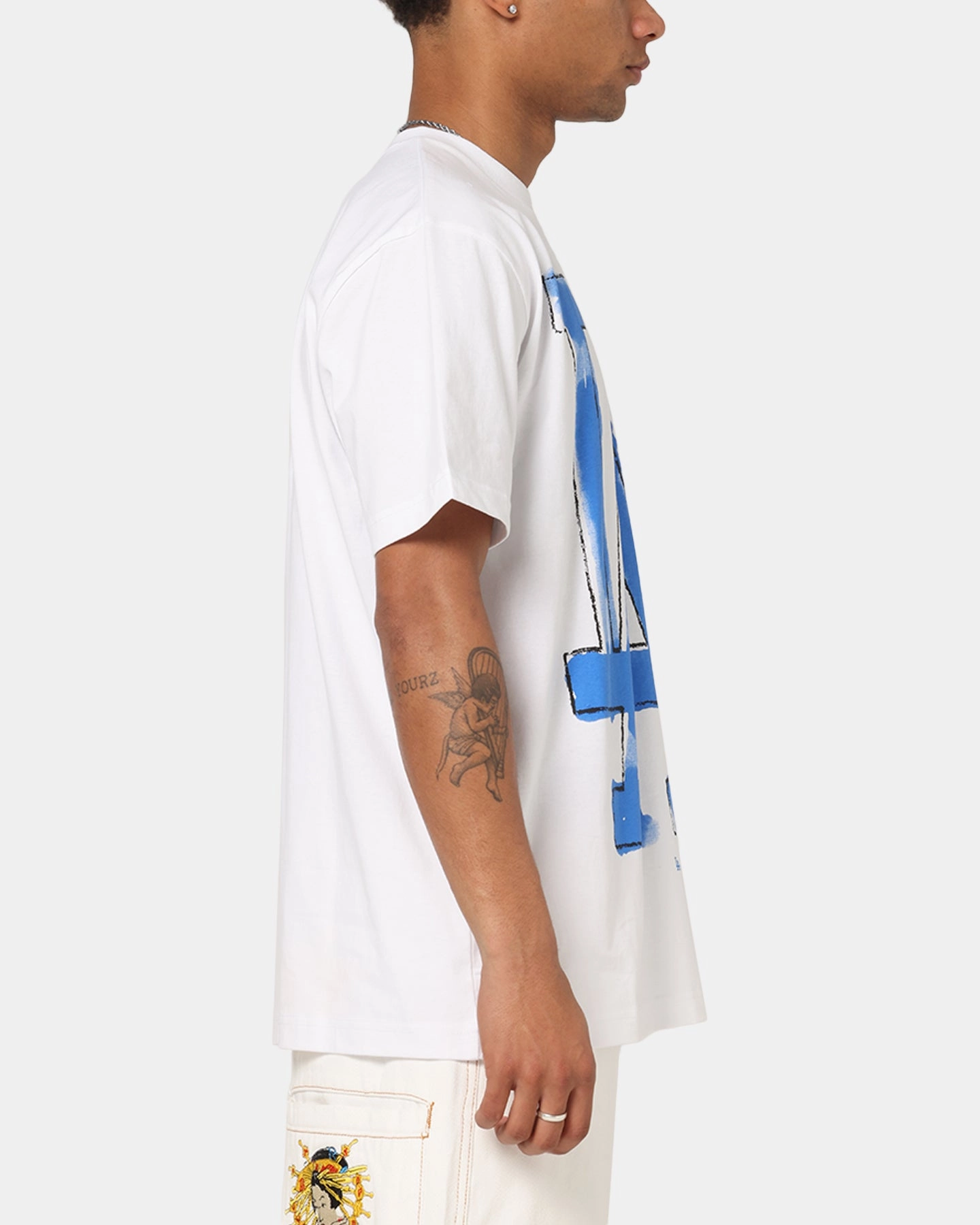 V neck style New Era Los Angeles Dodgers Oversized Paint T-Shirt White