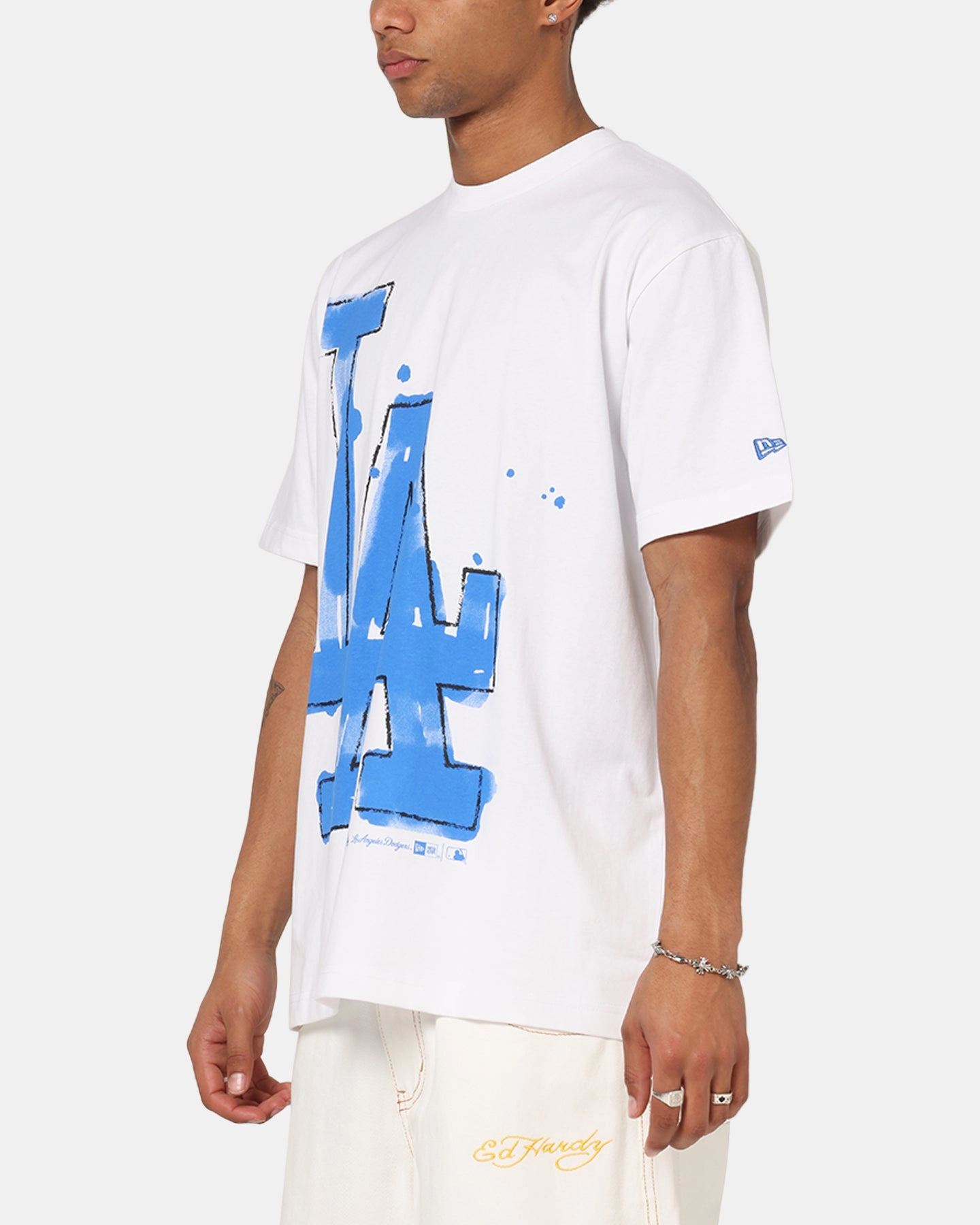 Summer Casual Sporty and Stylish New Era Los Angeles Dodgers Oversized Paint T-Shirt White