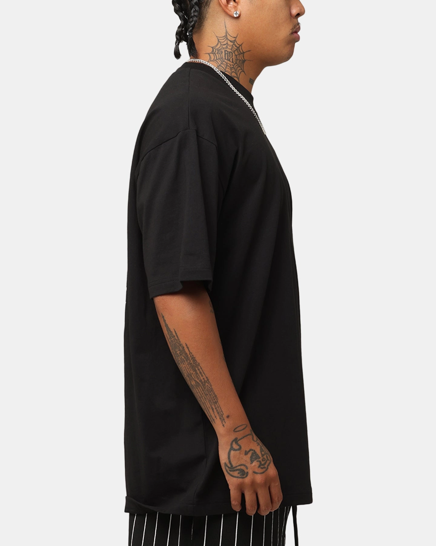 Everyday Look Wear contrast New Era New York Yankees Rose Oversized T-Shirt Black