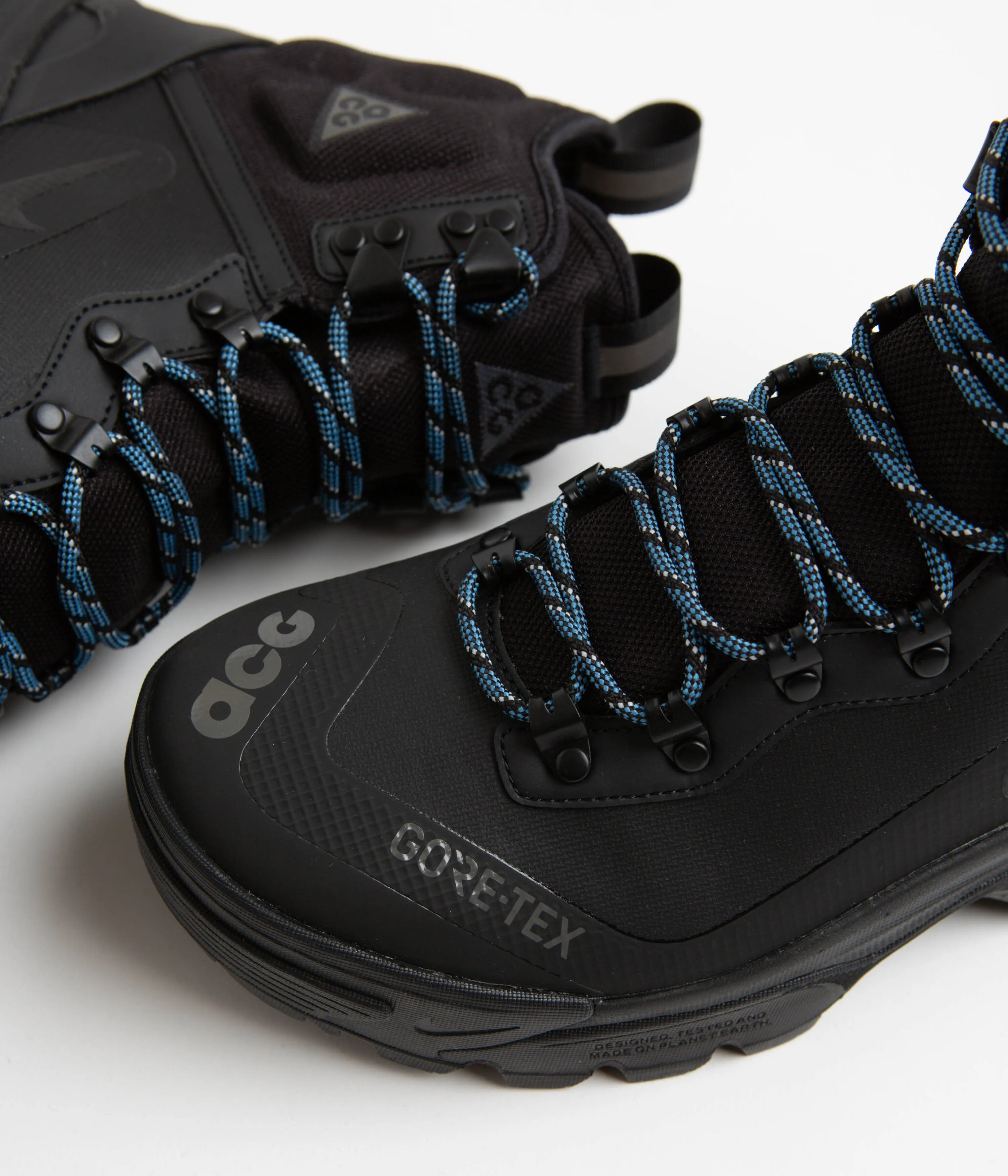 Nike ACG Air Zoom Gaiadome Gore-Tex Shoes - Black / Black
