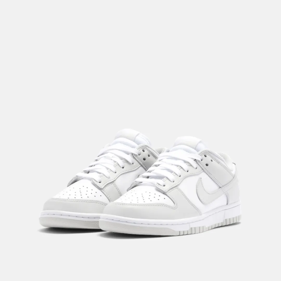 entry - level running shoes NIKE DUNK LOW WMNS - PHOTON DUST